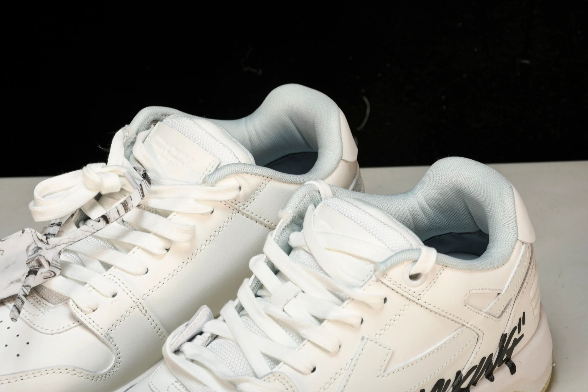 Off-White Out Of Office OOO Low Top 