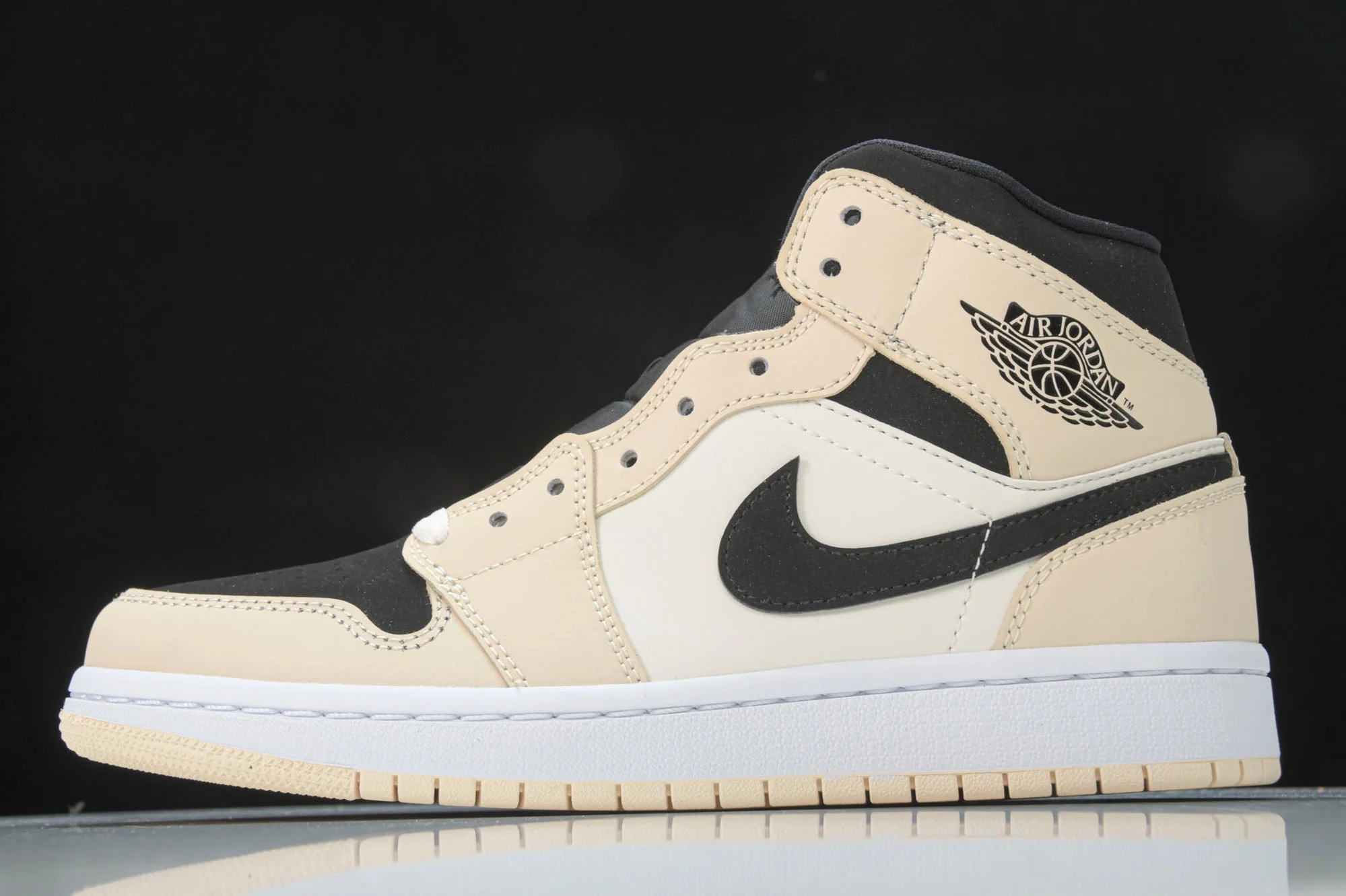 AJ1 Mid 'Barely Orange'