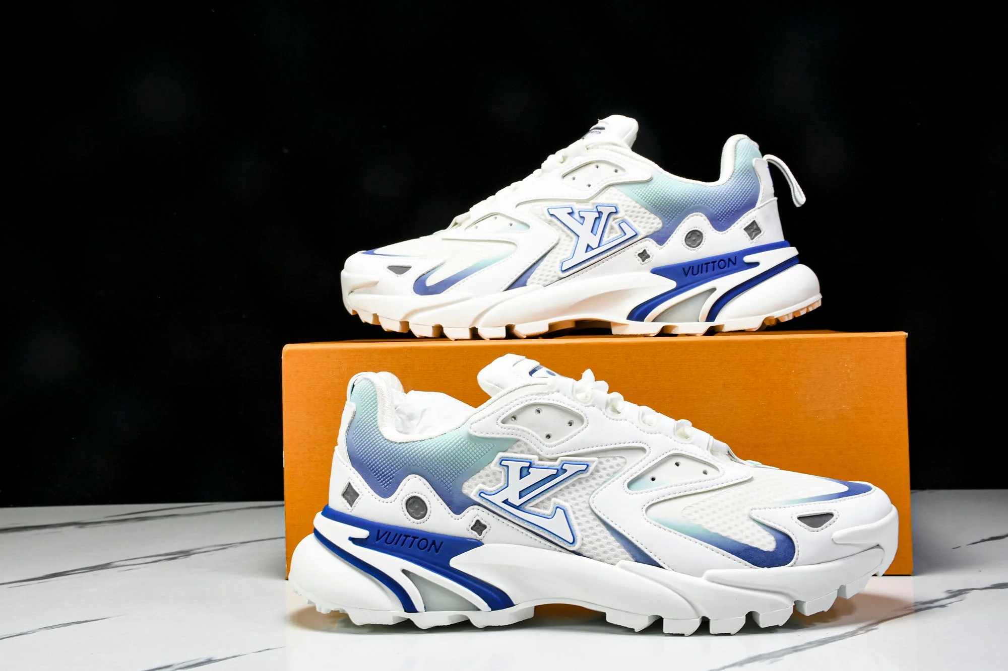 Louis Vuittоп Runner Tatic Sneaker 'White Blue'