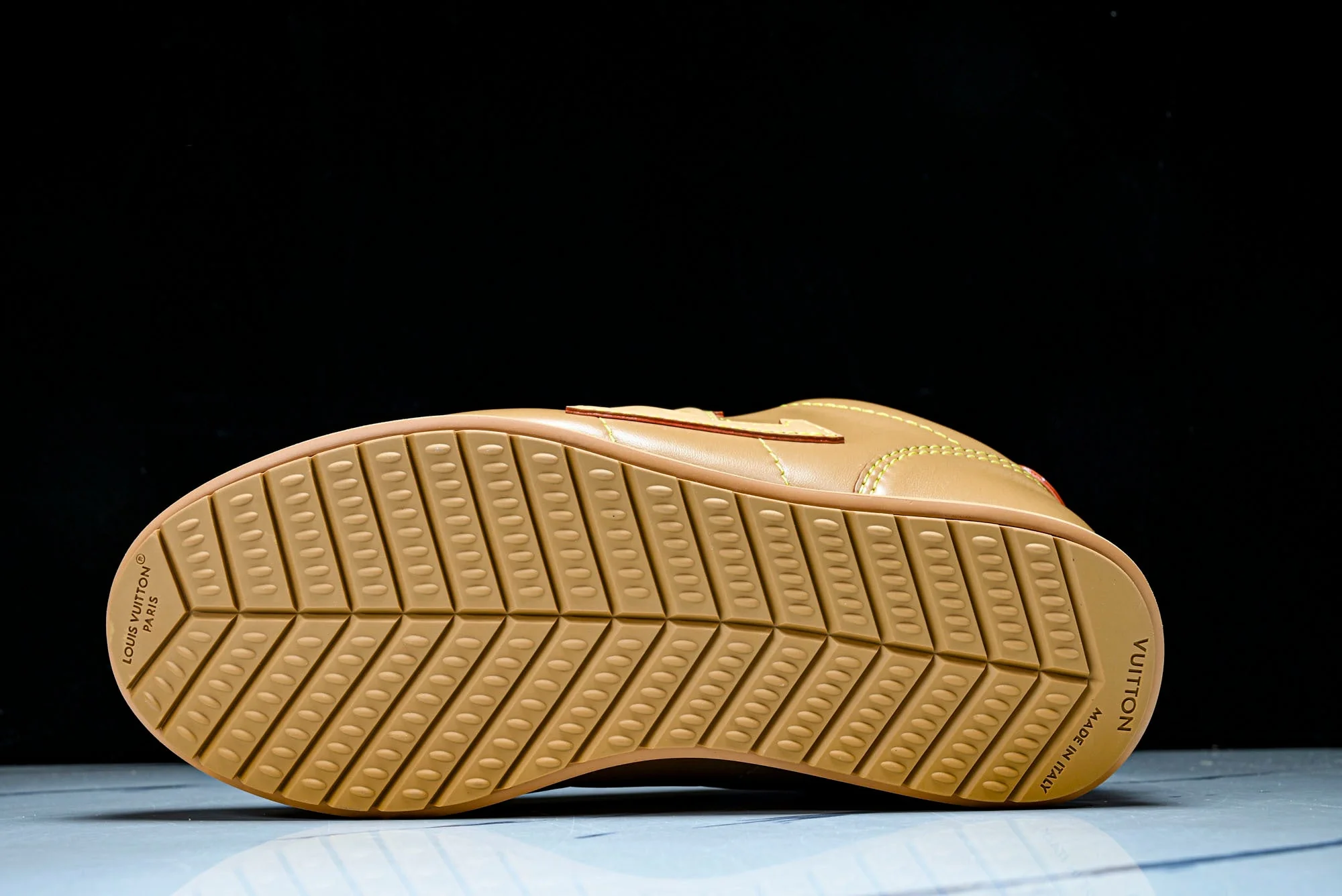 Louis Vuittоп Buttersoft 'Dark Beige'