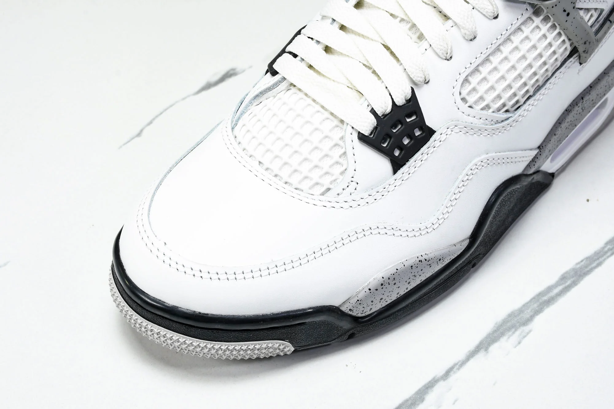 AJ4 Retro 'White Cement' (2025)