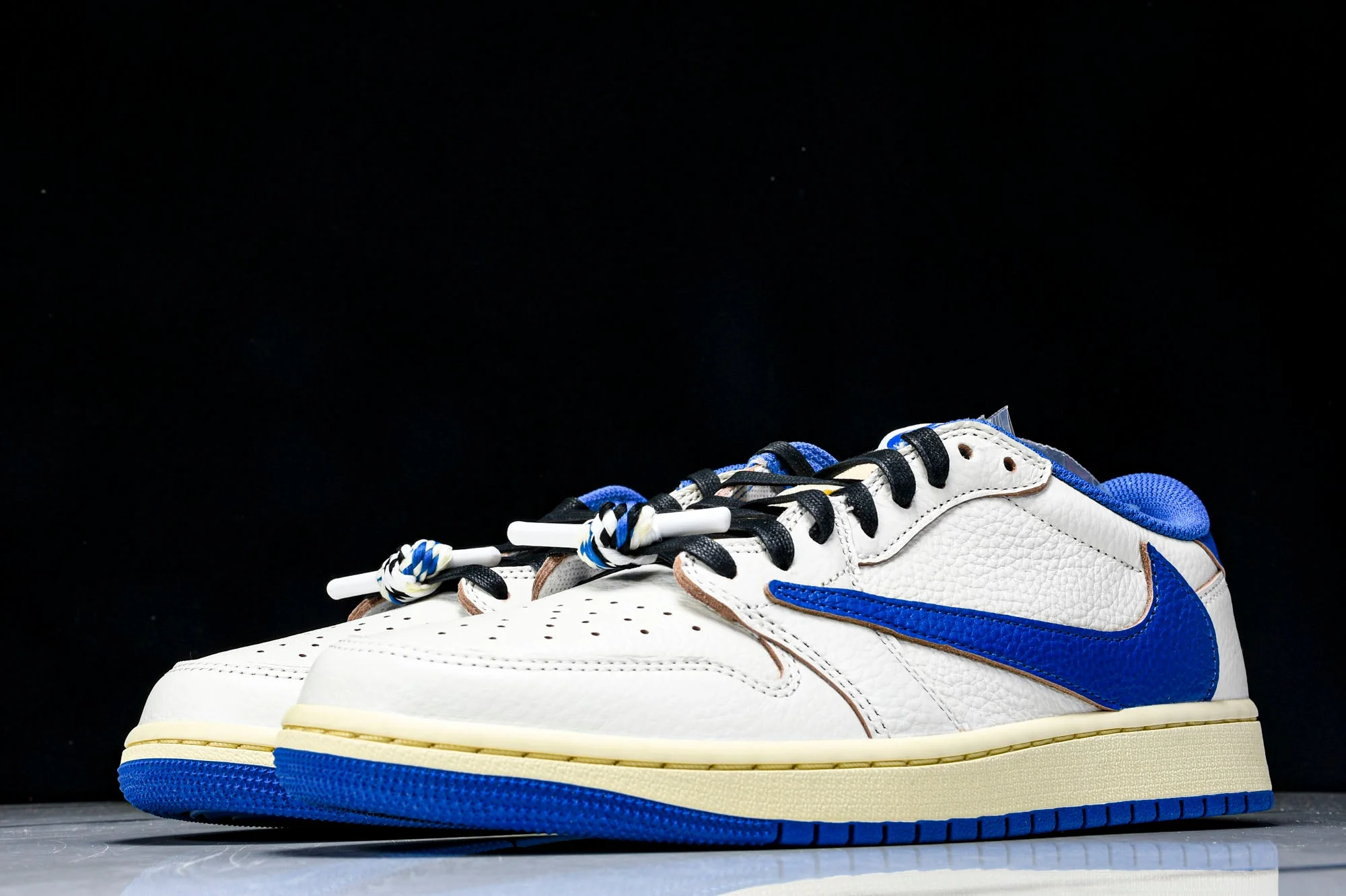 Travis Scott AJ1 Retro Low OG x Fragment 'Sail Military Blue'