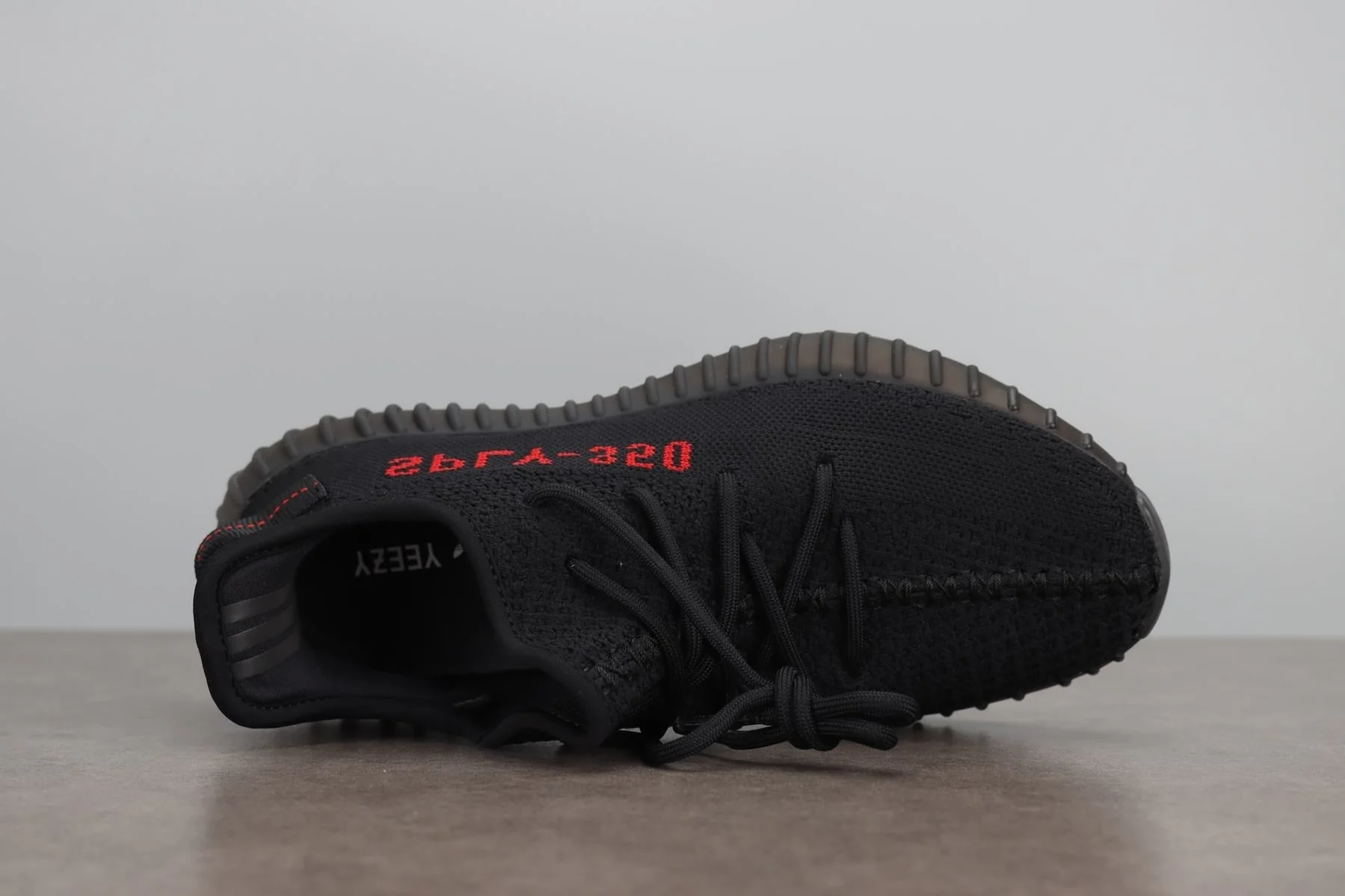 Yzy Boost 350 v2 Black Red 