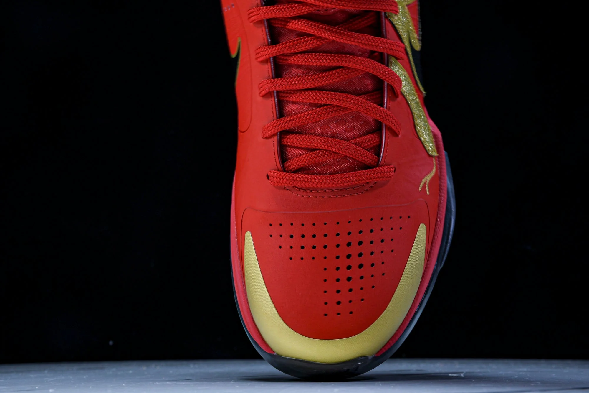 Kobe 5 Protro 'Year of the Mamba Univeristy Red'