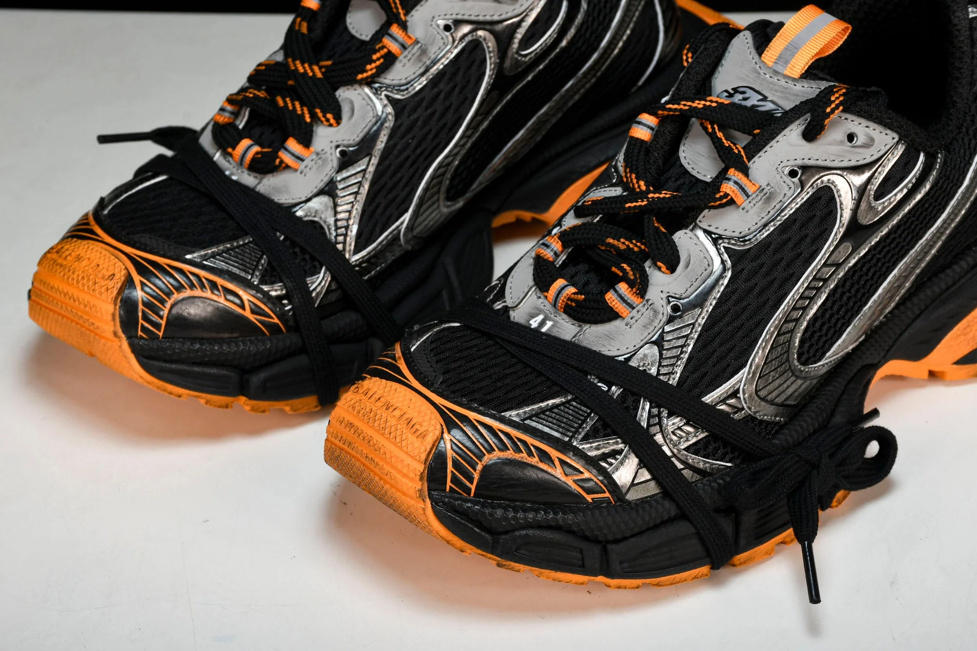 3XL Sneaker 'Black Orange Grey'