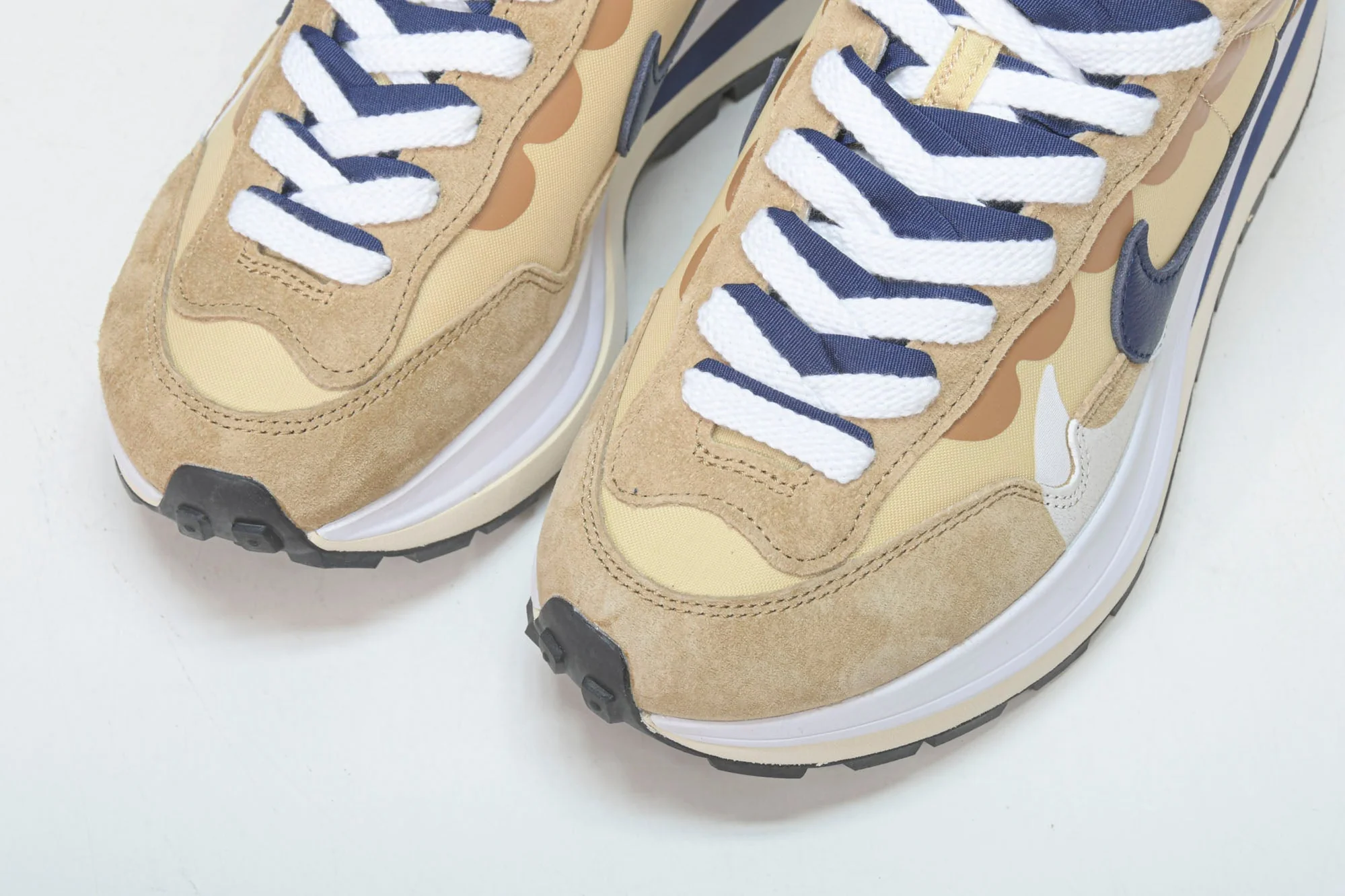 Sacai VaporWaffle 'Sesame'