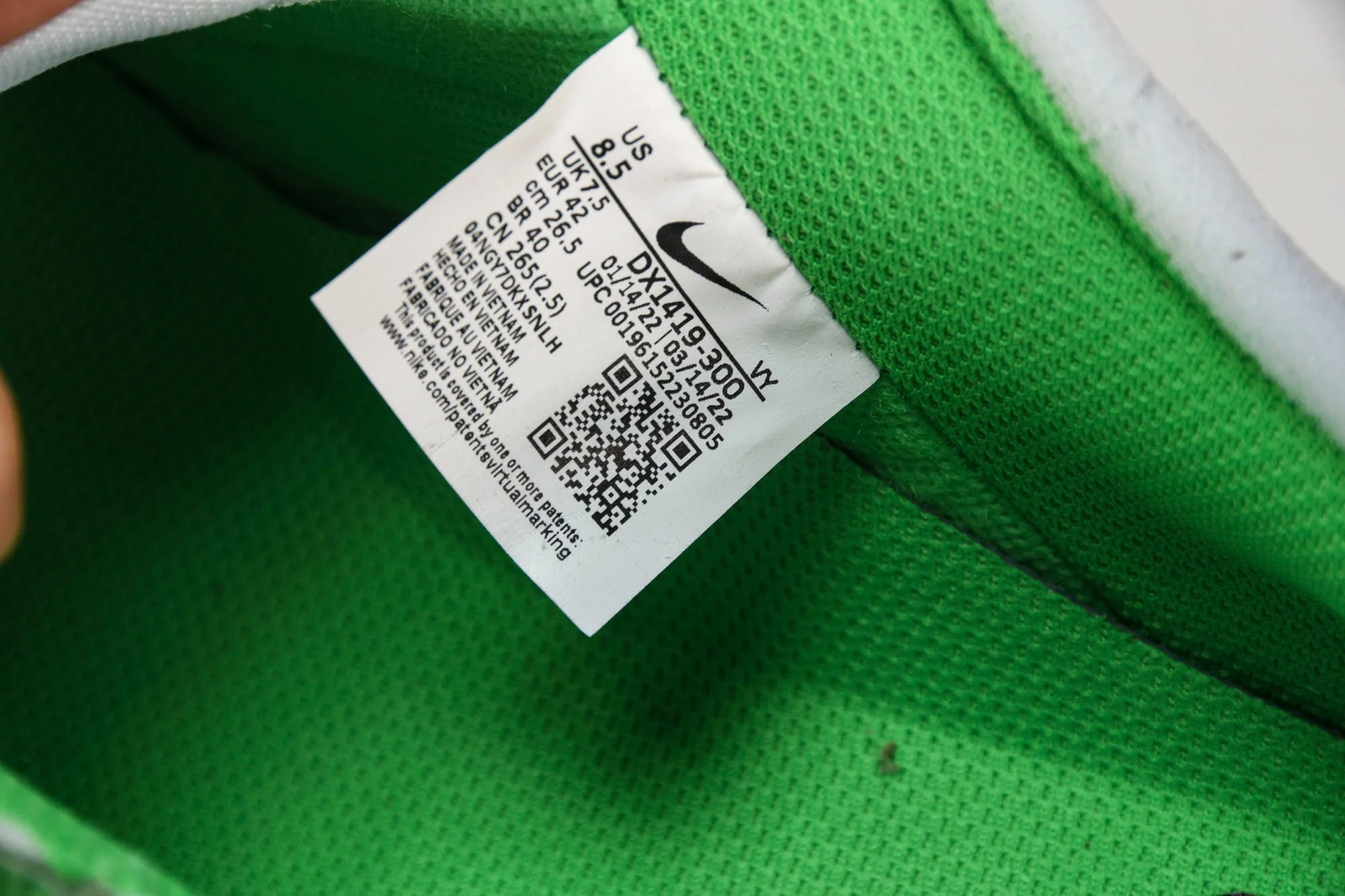 Off-White AF1 'Light Green Spark'