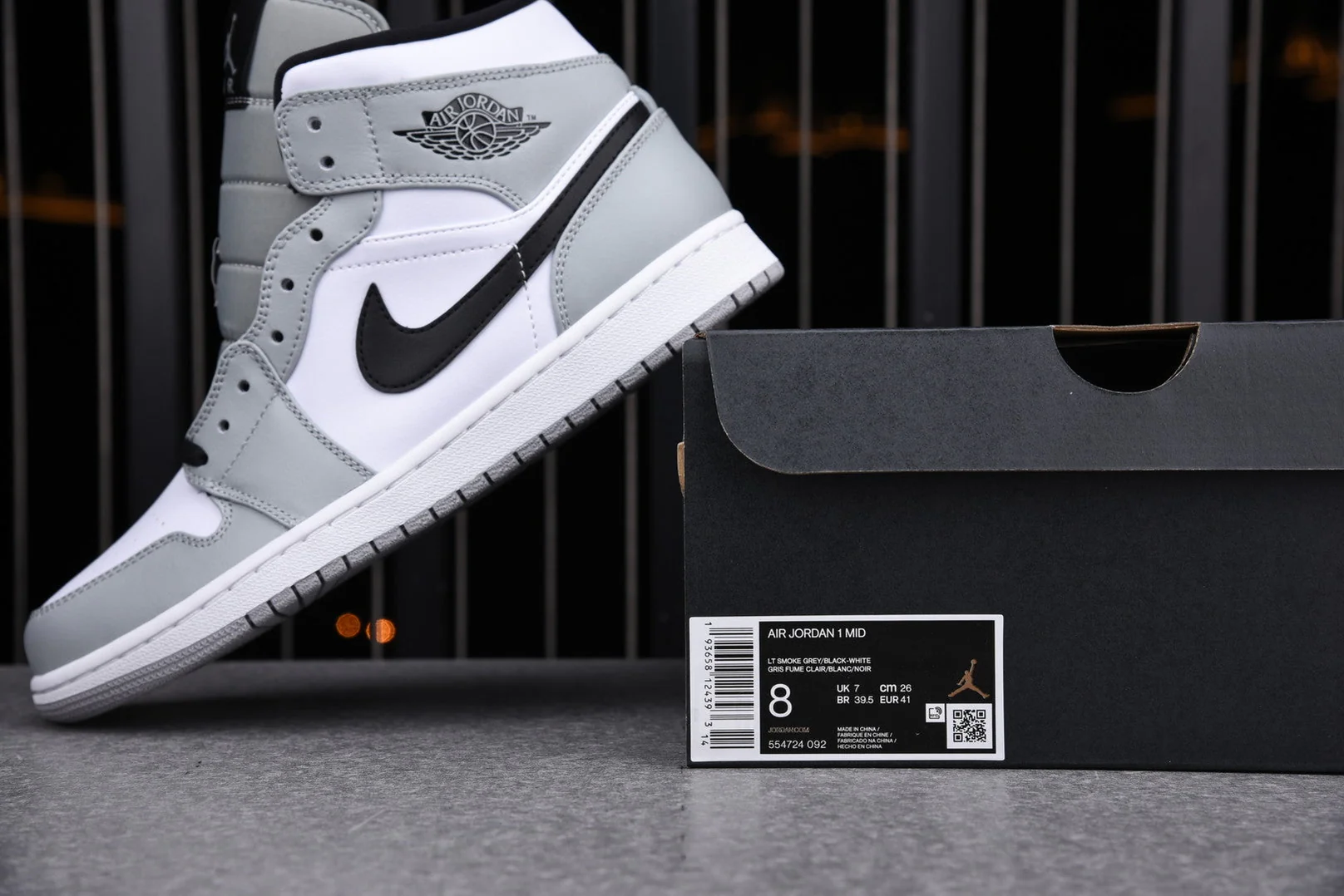 AJ1 Mid 'Smoke Grey'
