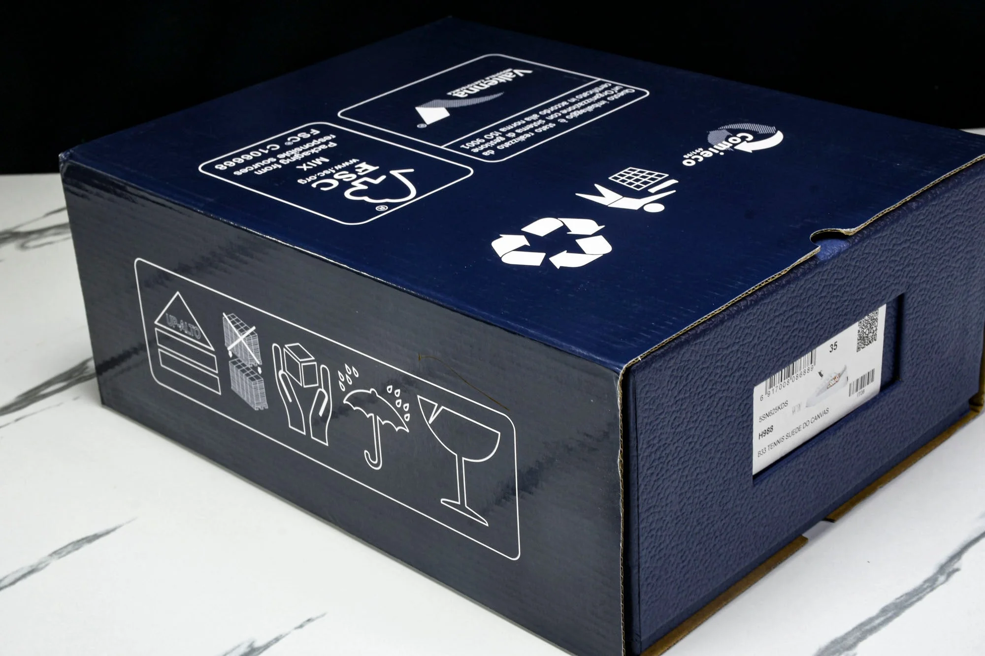 D1or x KAWS B33 Spin Sneaker 'White'