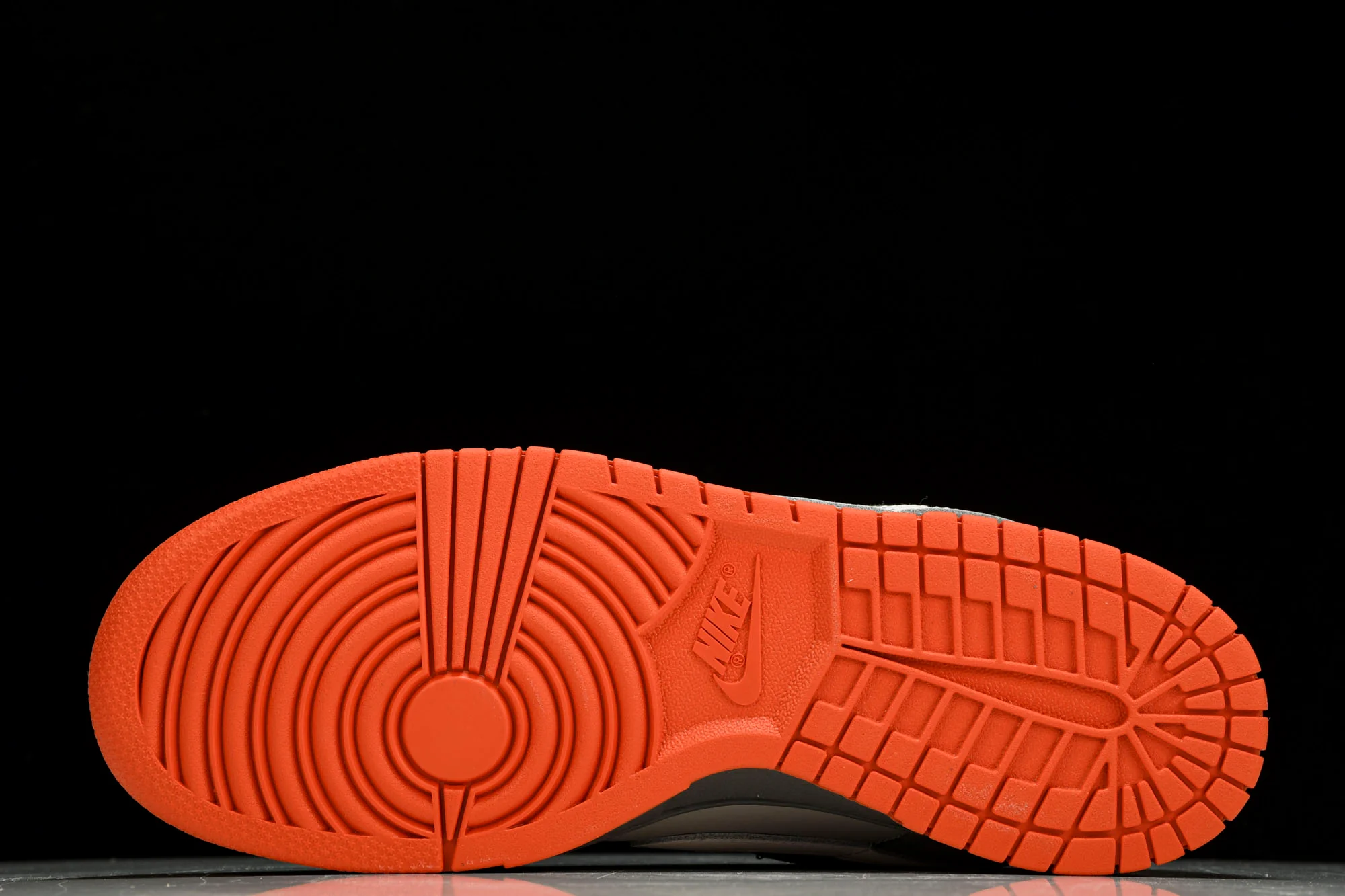 SB Dnk Low 'Staple NYC Pigeon'