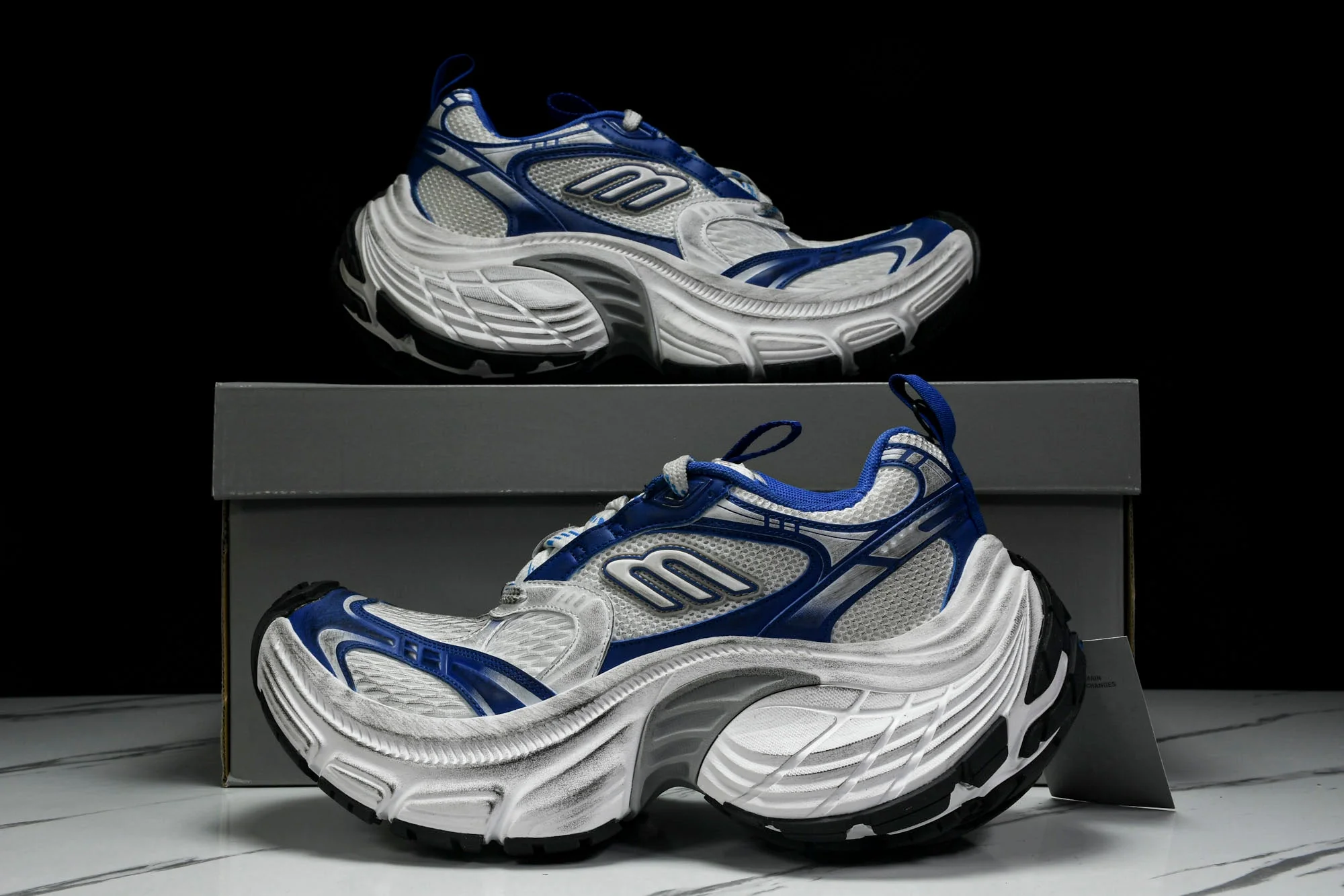 10XL Sneaker 'White Blue'