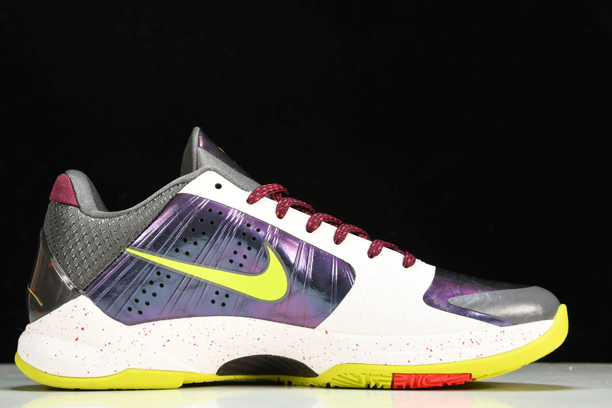 Kobe 5 Protro 'Chaos'