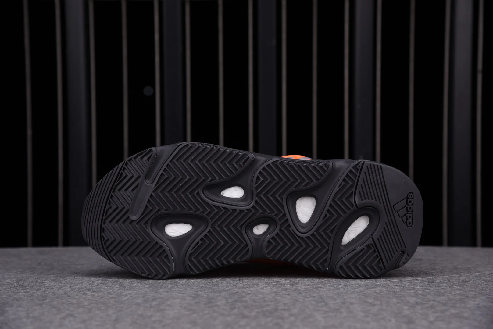 Yzy Boost 700 MNVN Orange