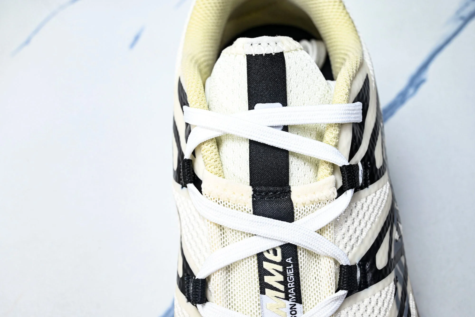 Salomon x Maison Margiela XT-MM6 'Vanilla Ice'