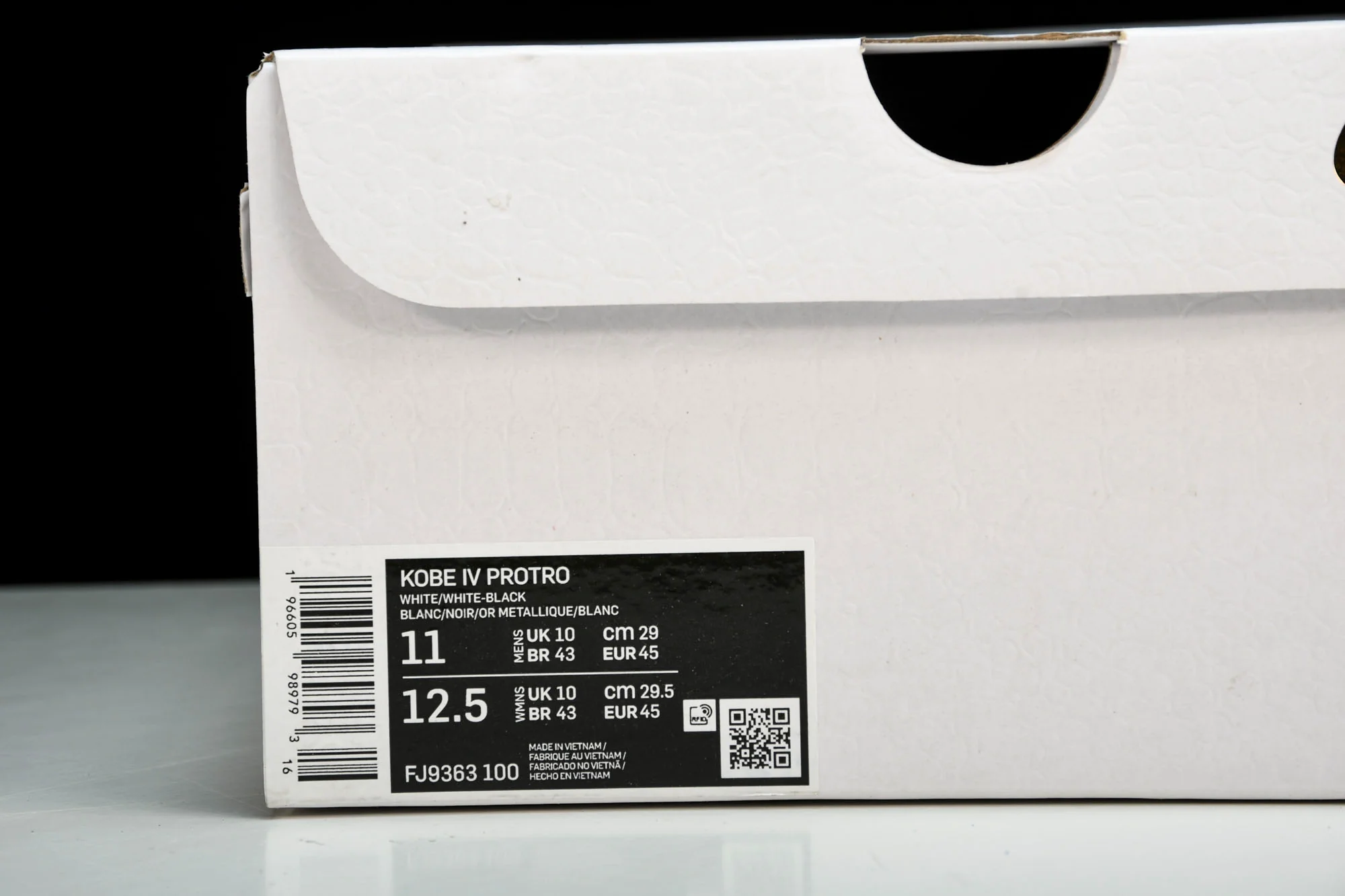 Kobe 4 Protro 'Mambacita Gigi'