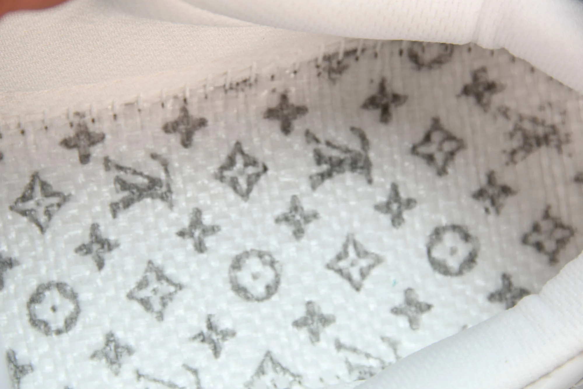 Louis Vuittоп x AF1 by Virgil Abloh 'Triple White'