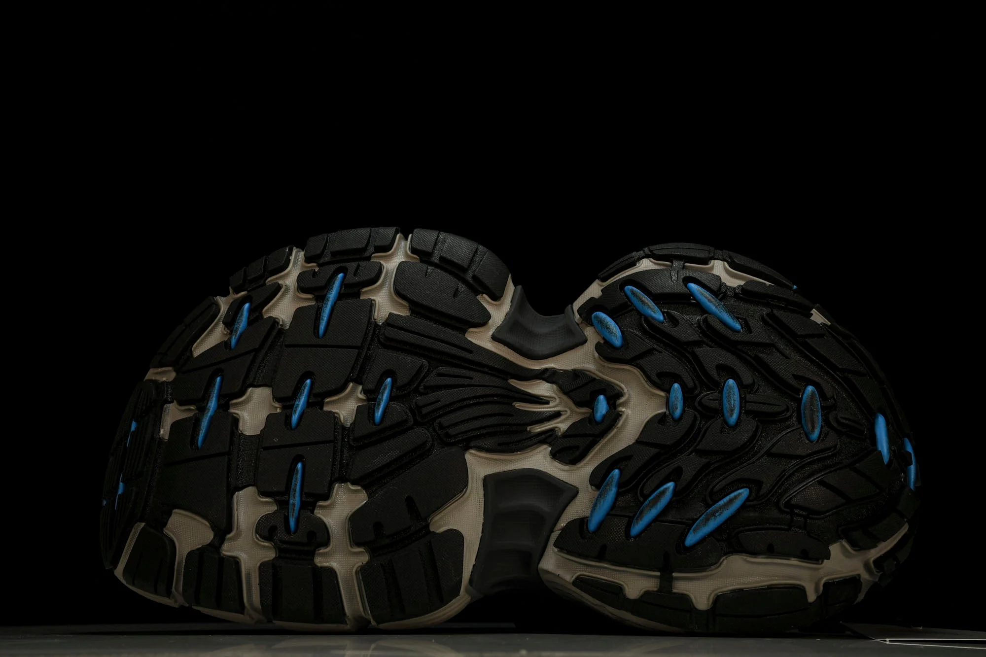 10XL Sneaker 'Black Blue Green'