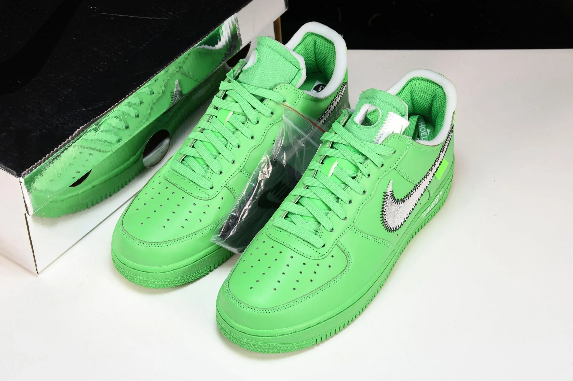 Off-White AF1 'Light Green Spark'