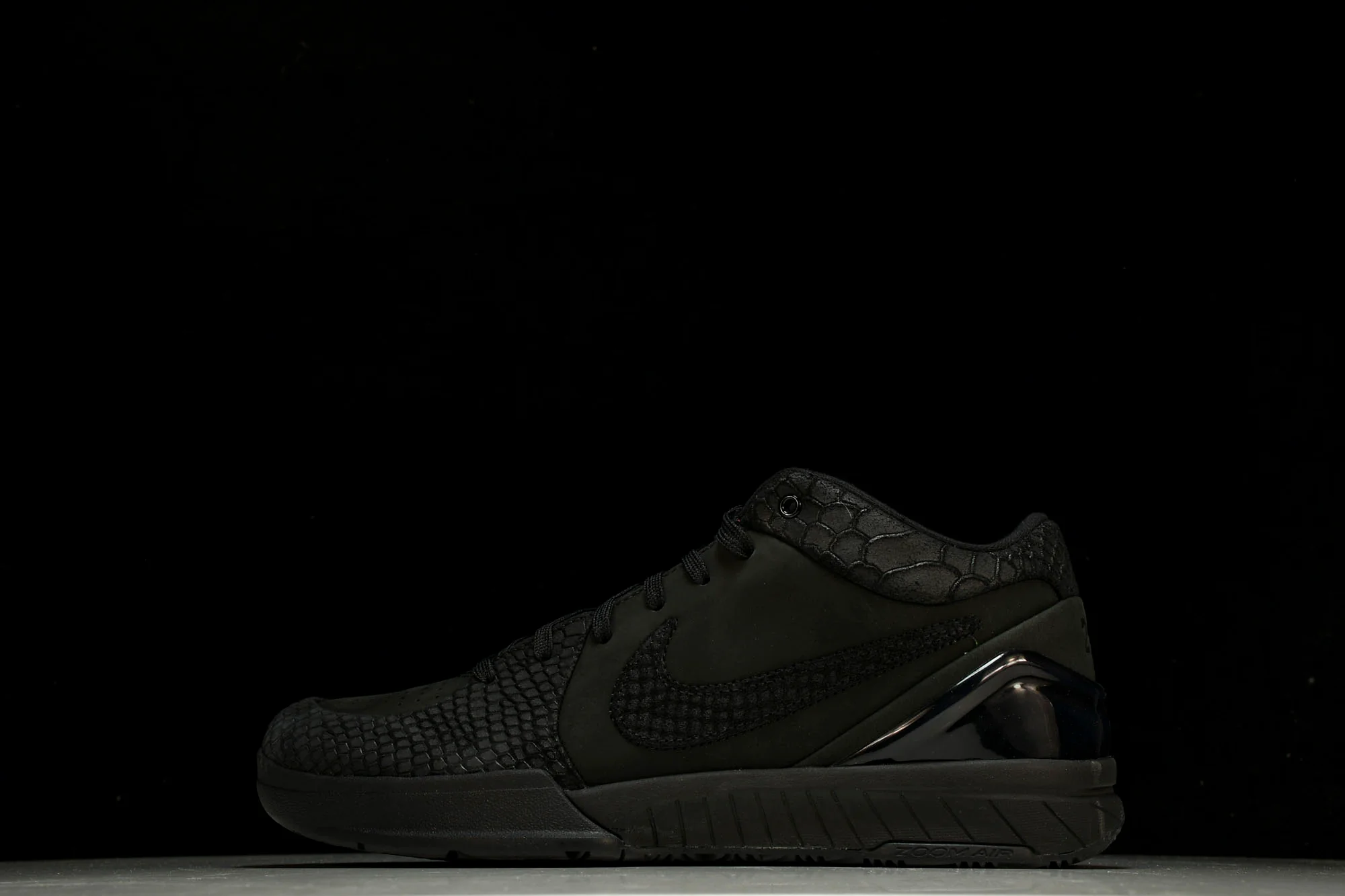 Kobe 4 Protro 'Gift of Mamba'