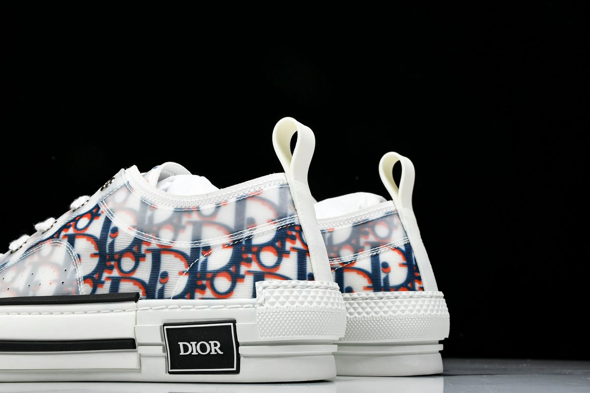 D1or B23 Low 'Oblique Red Blue Pixel'