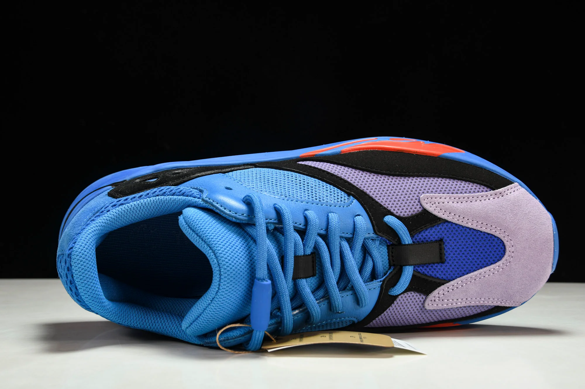 Yzy Boost 700 Hi-Res Blue