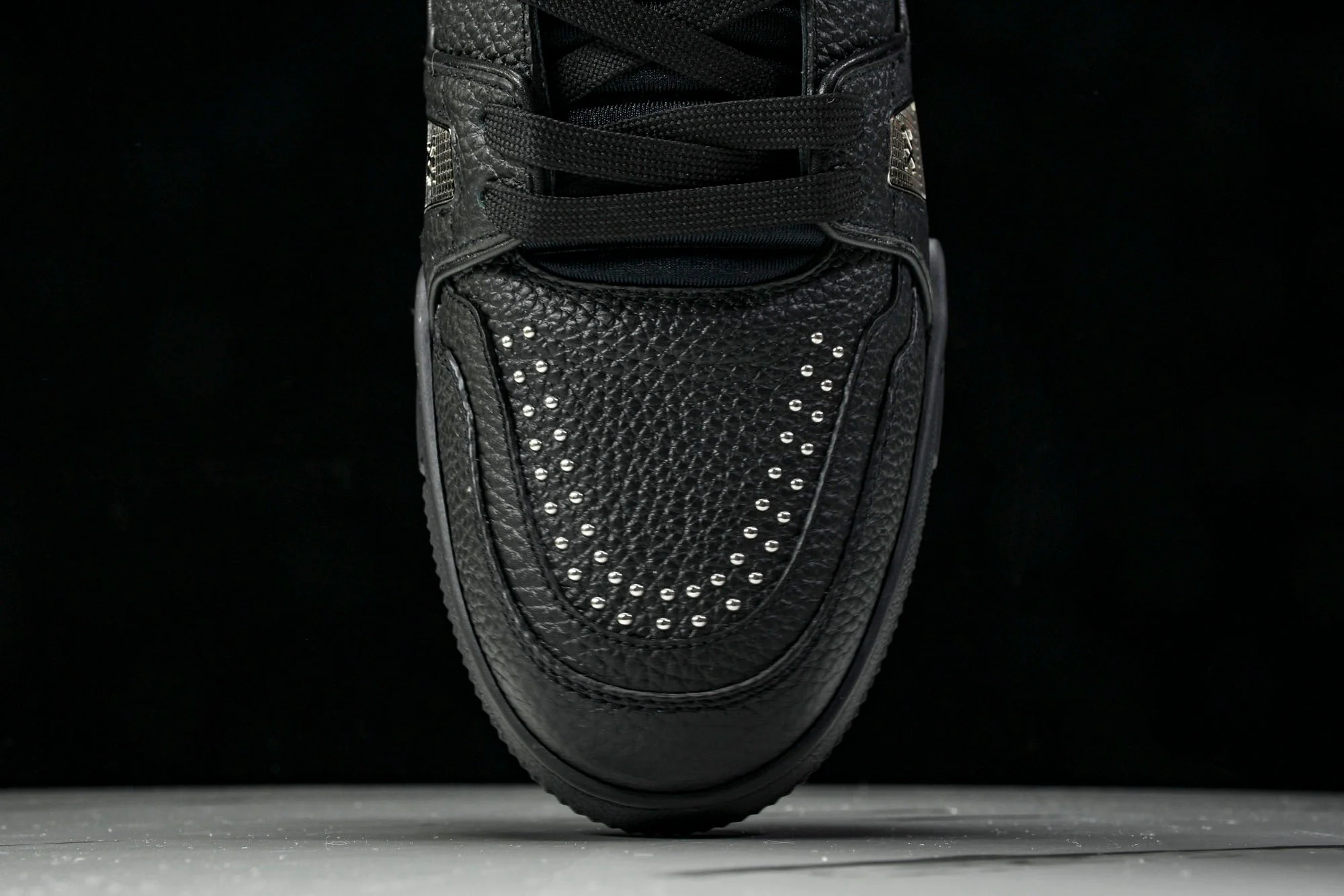 Louis Vuittоп Trainer Low 'Black Studded'