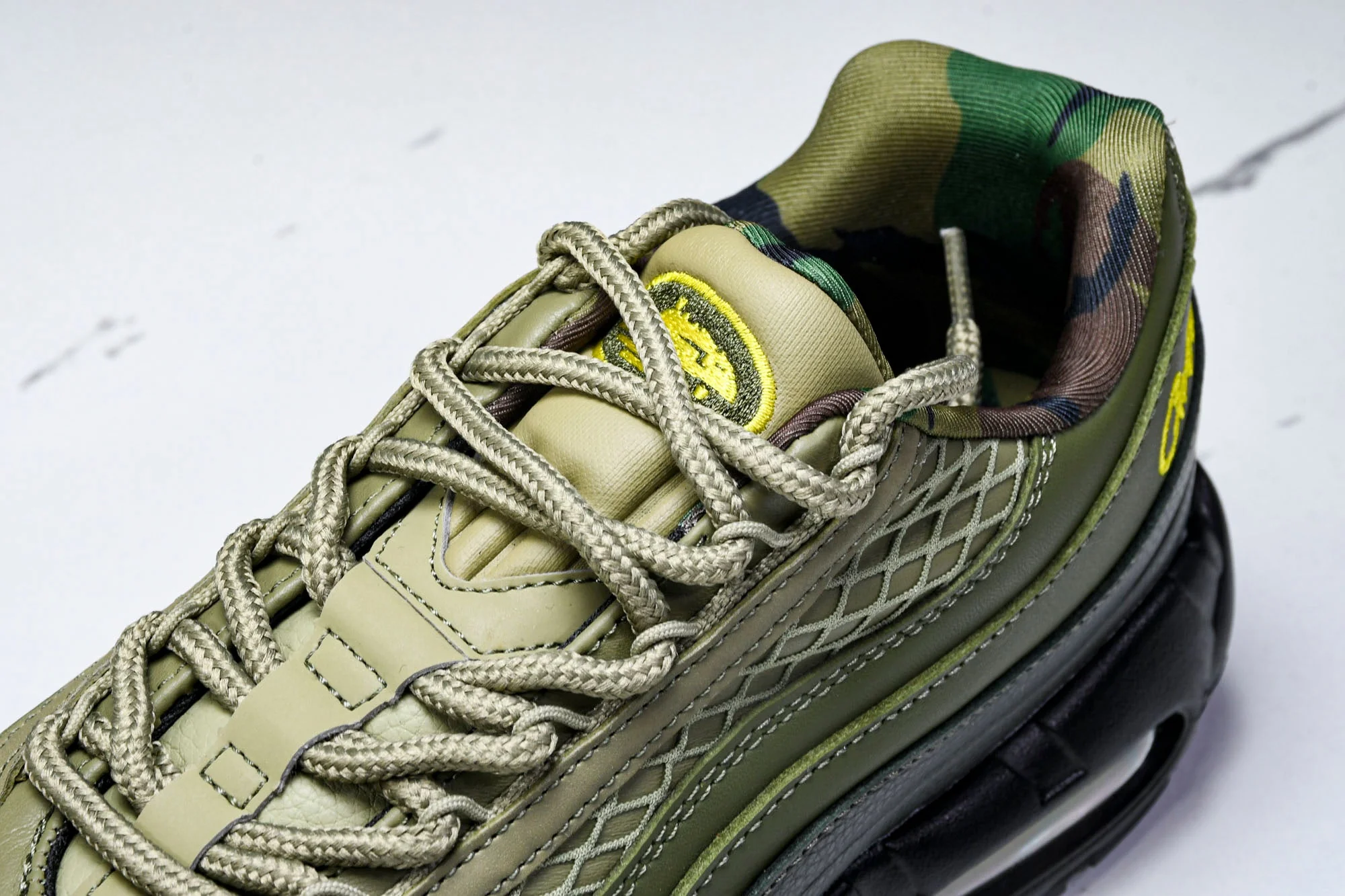Corteiz x AM95 'Gutta Green'
