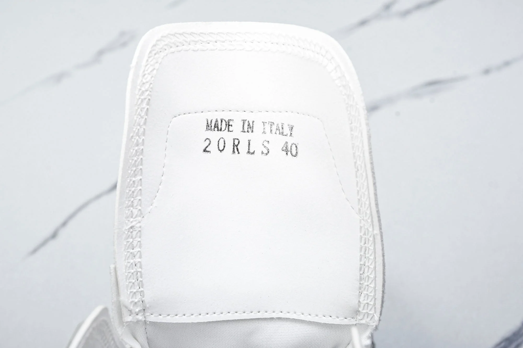 D1or B23 High 'Oblique Silver'