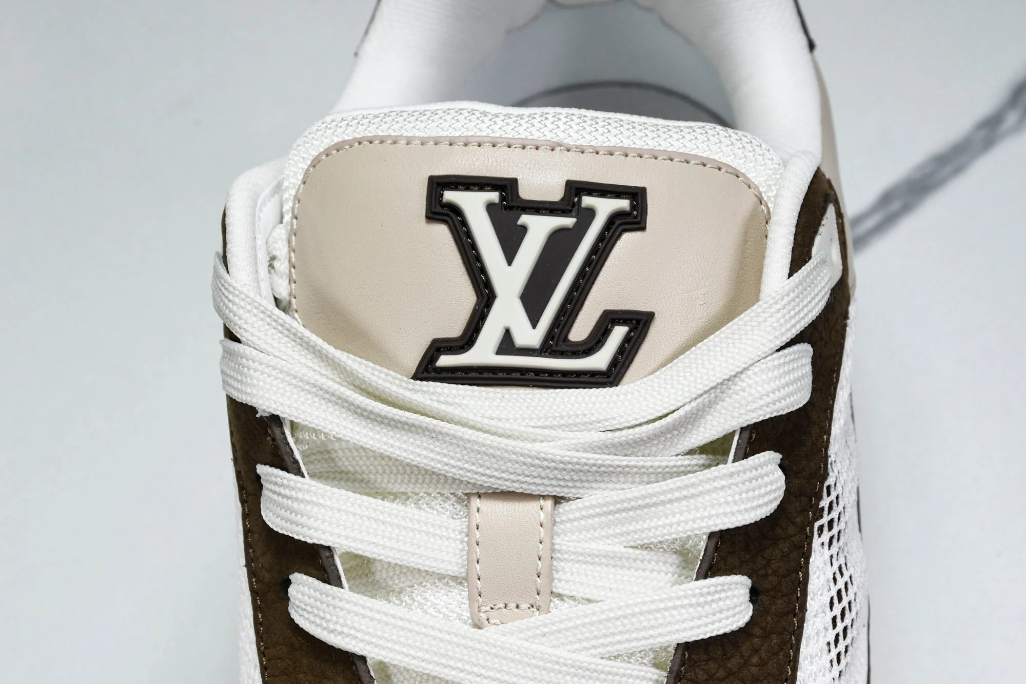 Louis Vuittоп Trainer Low Velcro Strap 'Mocha'