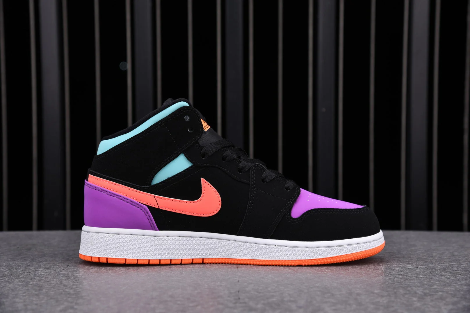 AJ1 Mid GS 'Candy'