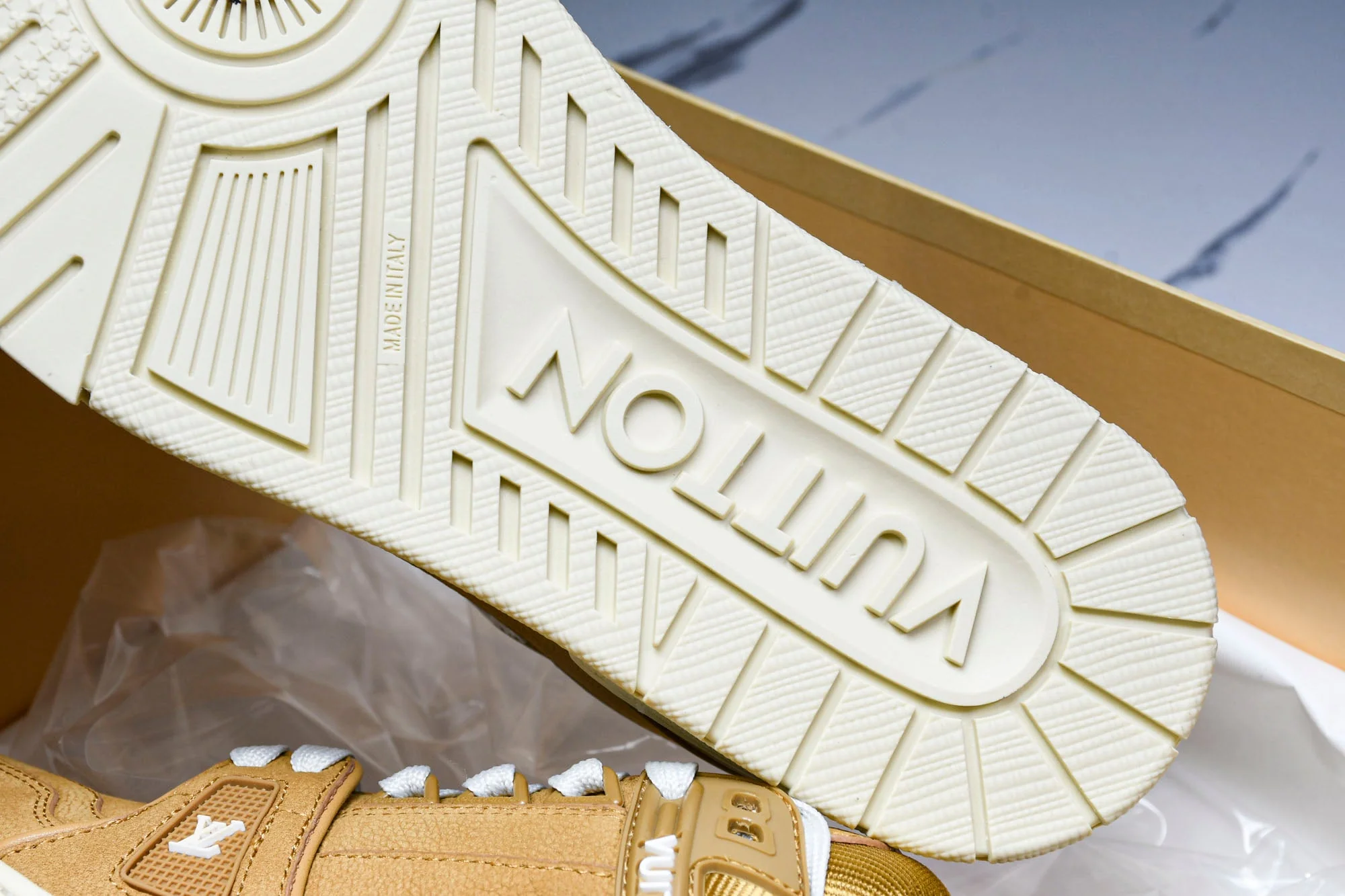 Louis Vuittоп Trainer Low 'Beige'