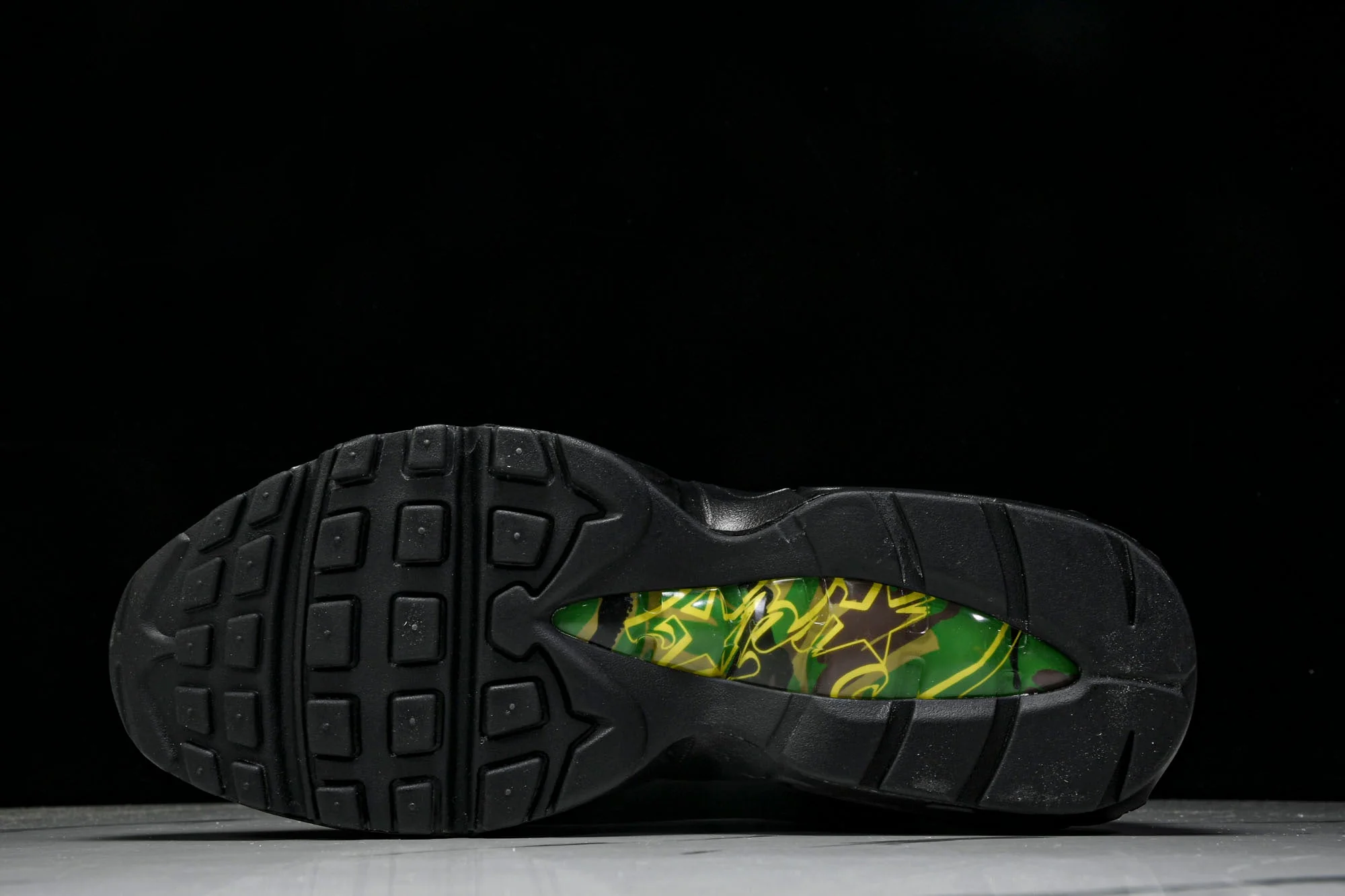 Corteiz x AM95 'Gutta Green'