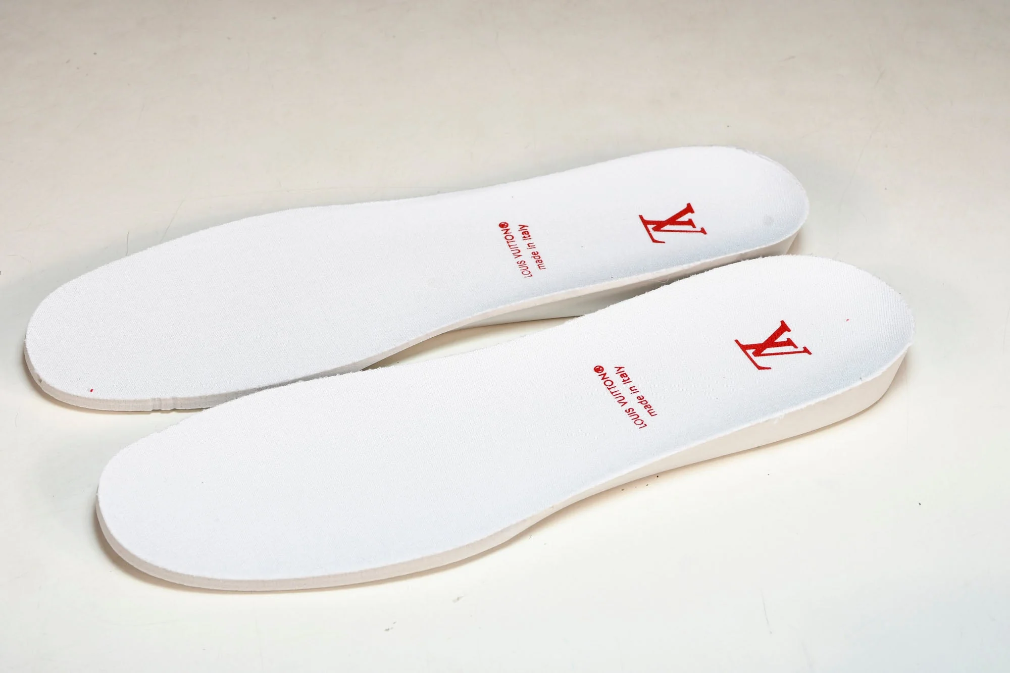 Louis Vuittоп Trainer Low 'Red Monogram Textile'