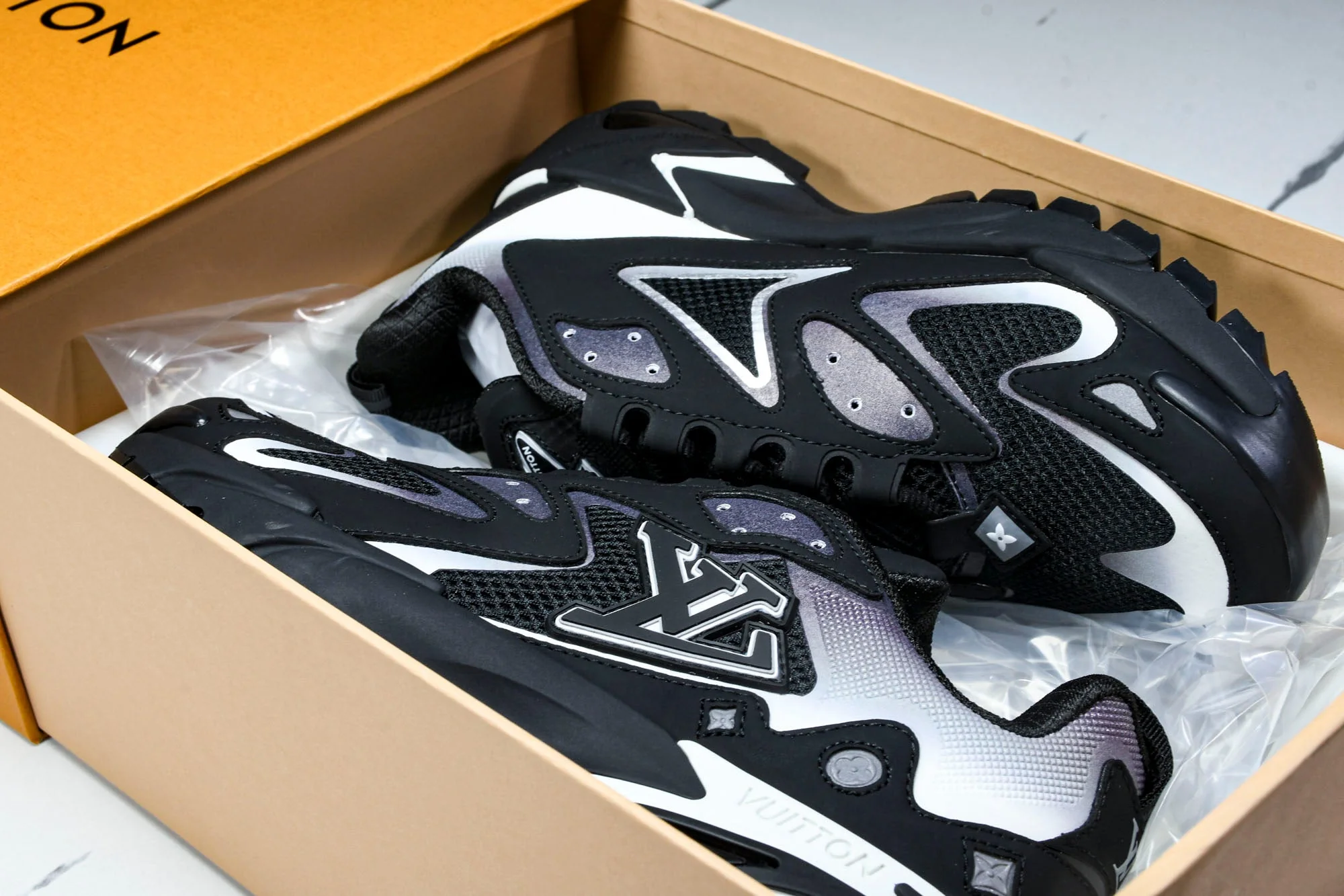 Louis Vuittоп Runner Tatic Sneaker 'Black White'