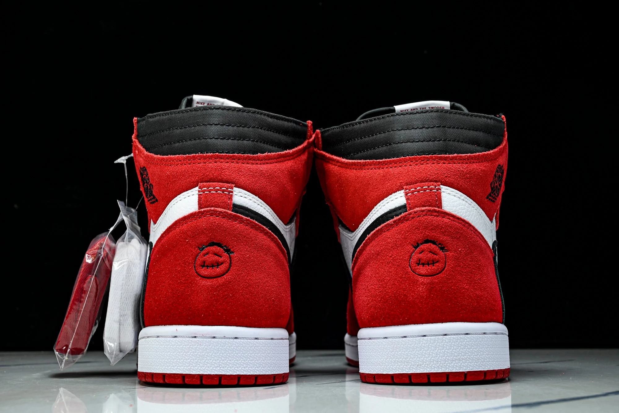 Travis Scott AJ1 Retro High 'Chicago' (Unreleased)