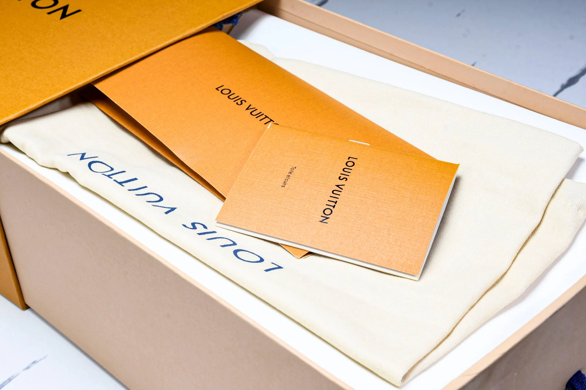 Louis Vuittоп Runner Tatic Sneaker 'Black White'