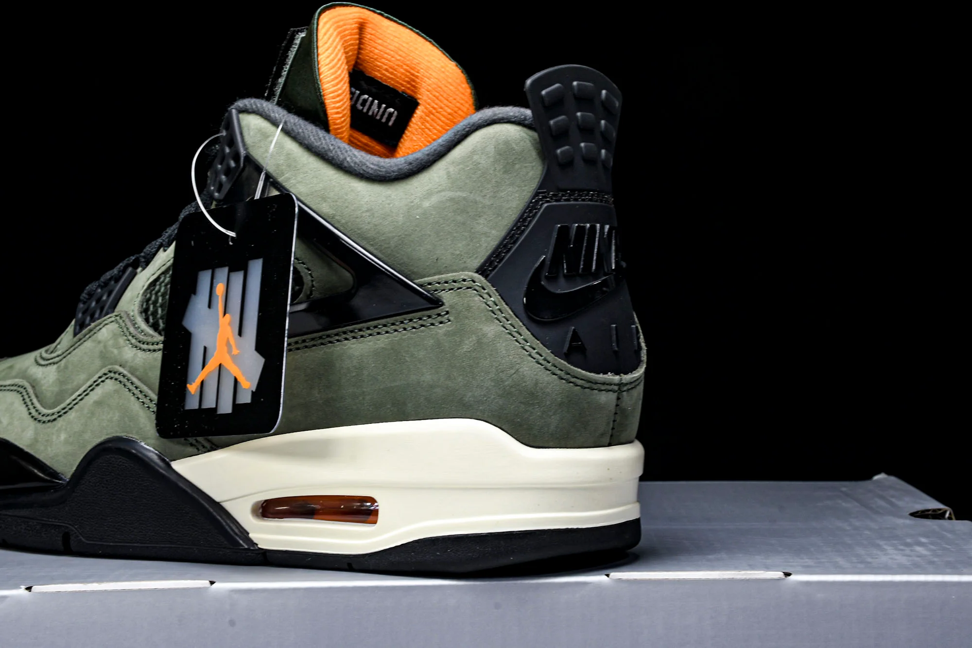 AJ4 Retro x Undefeated (2025 Version) 'UNDFTD'