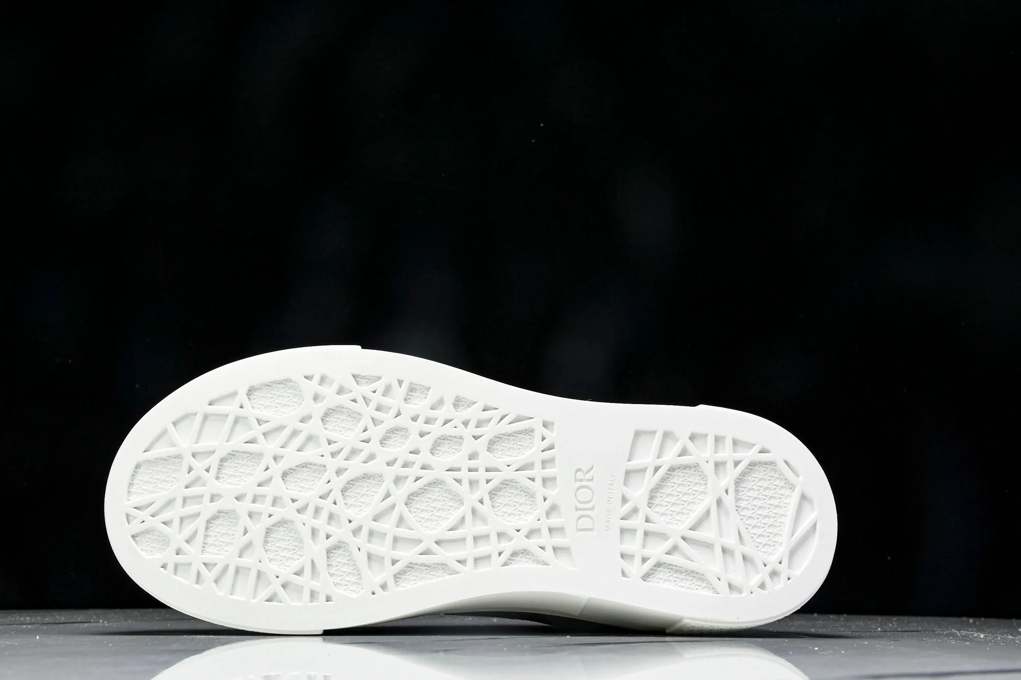 D1or x KAWS B33 Spin Sneaker 'White'