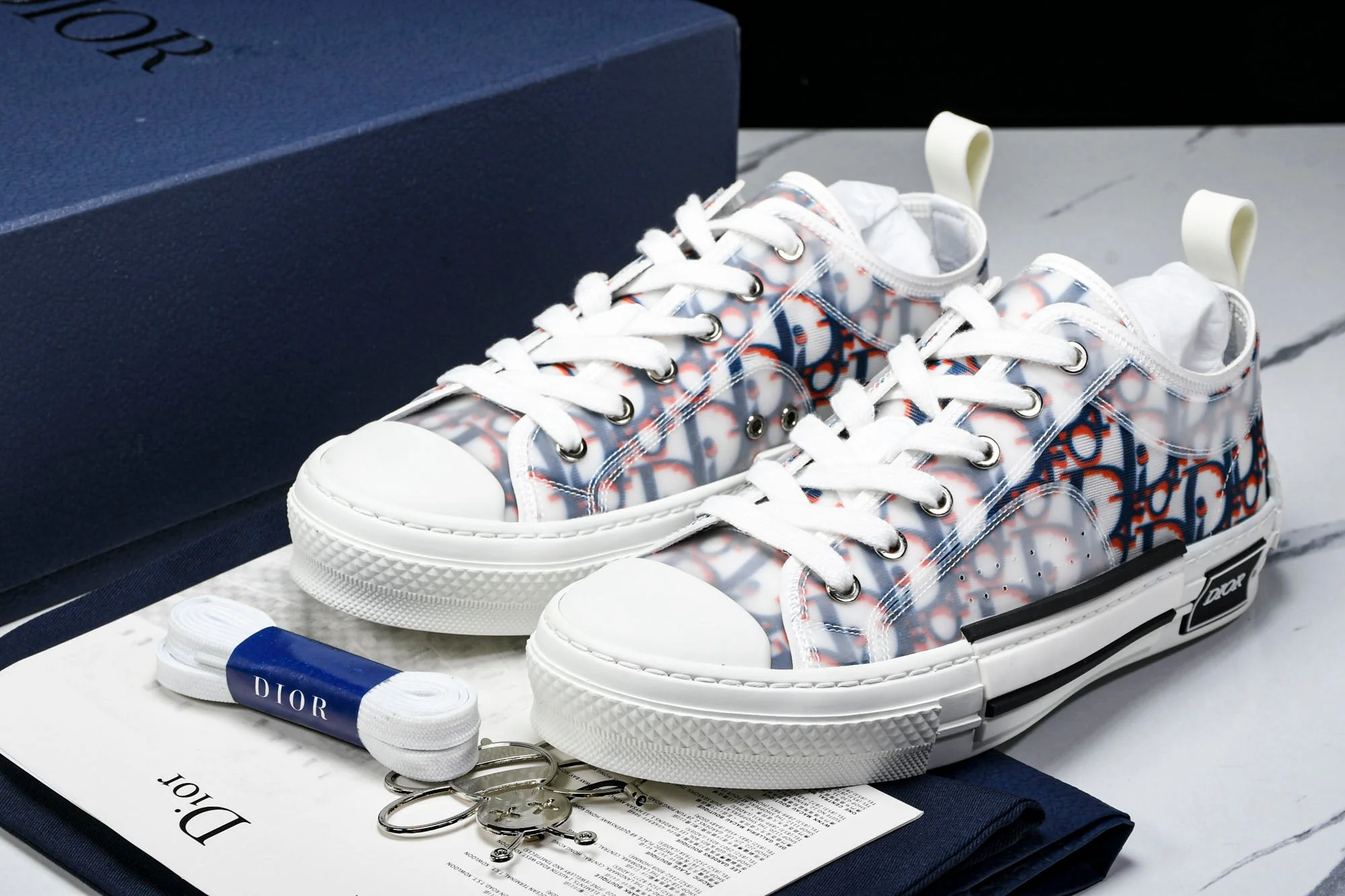 D1or B23 Low 'Oblique Red Blue Pixel'