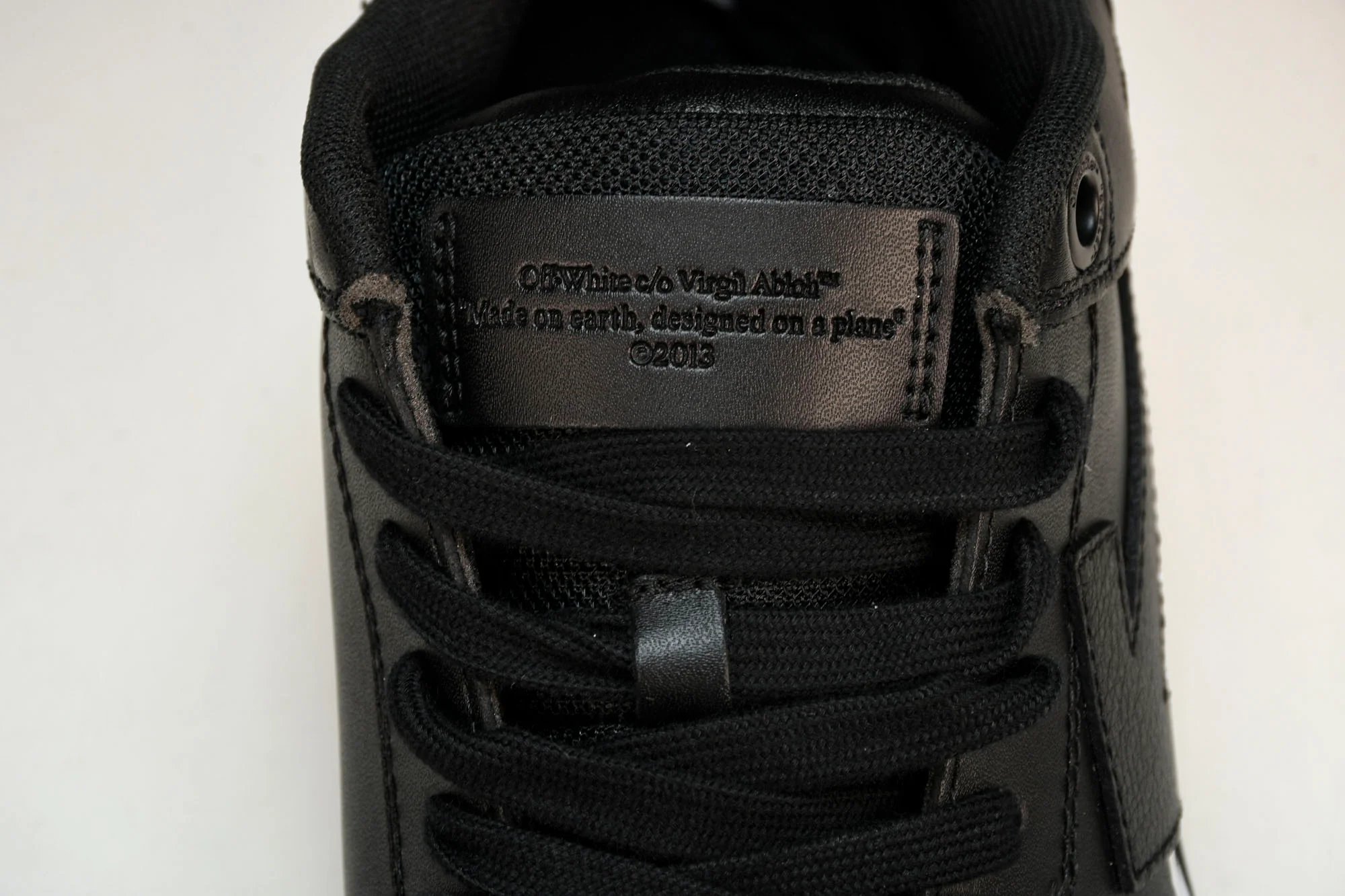 Off-White Out Of Office OOO Low Top 