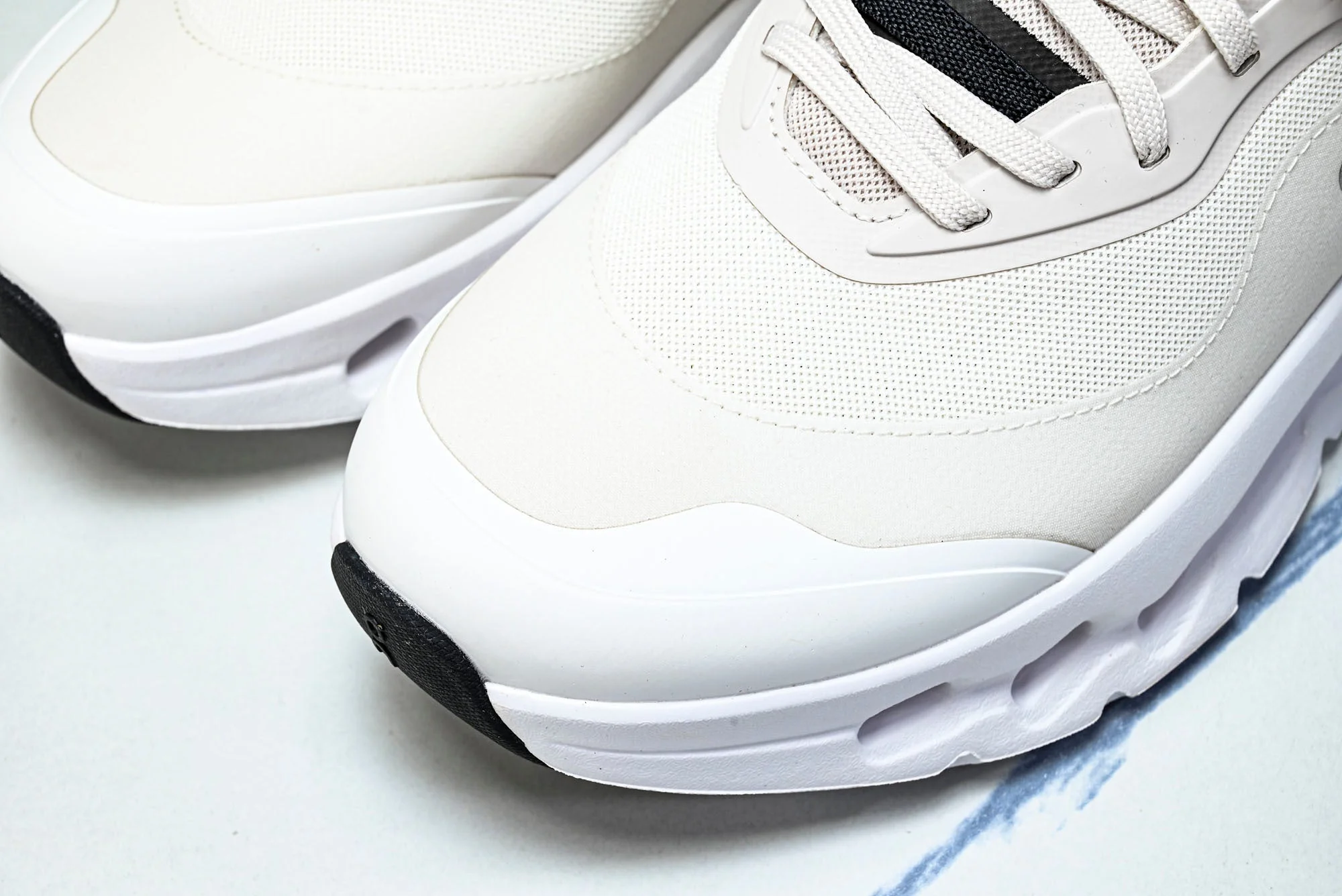 LOEWE × ON Cloudtilt 2.0 'Sand White'