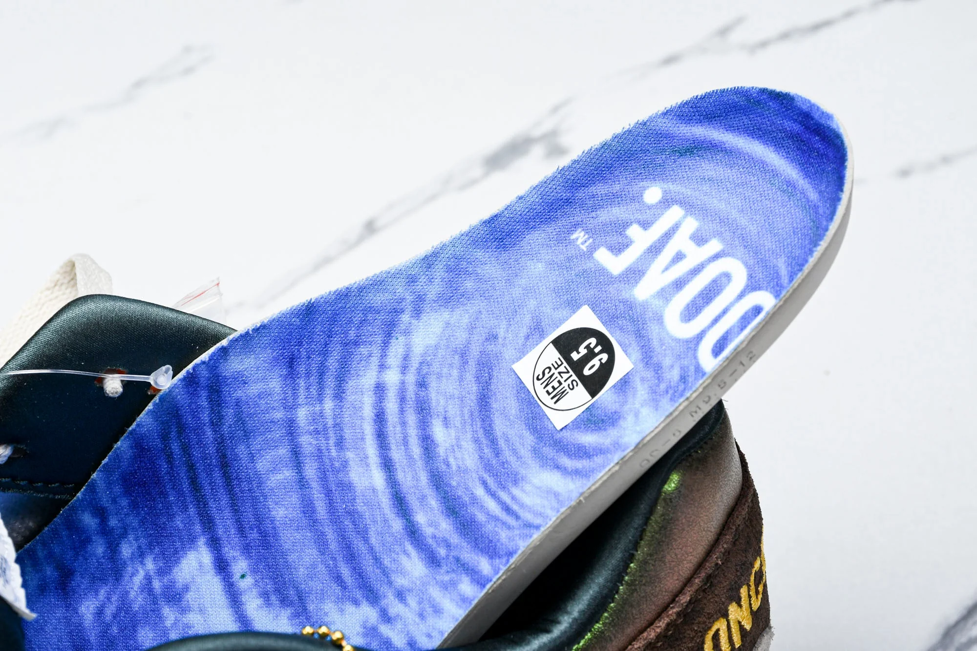 Division Street x AM1 '87 Premium University of Oregon PE