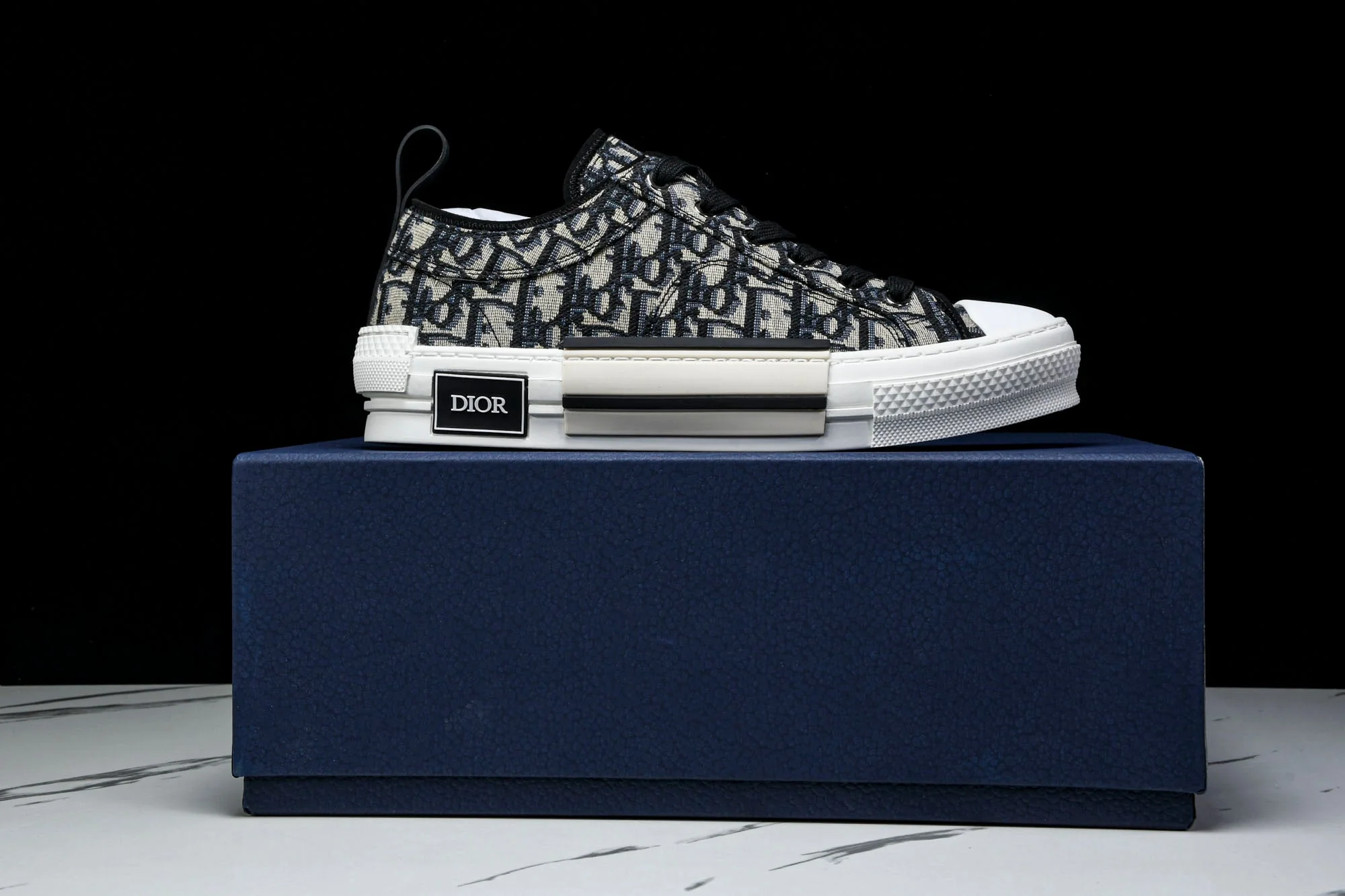 D1or B23 Low 'Oblique Jacquard'