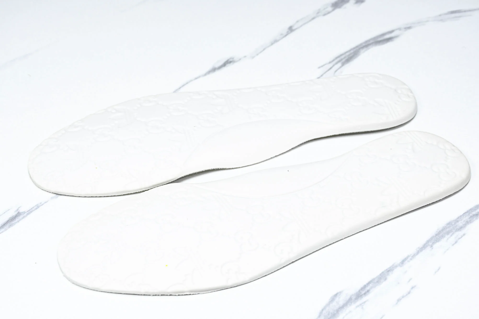 Guссi x Gazelle 'Blue Silk'