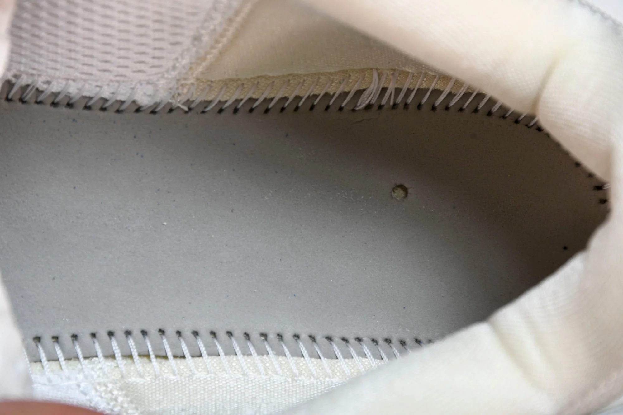 Kobe 5 Protro x Off-White 'White' (Unreleased PE)