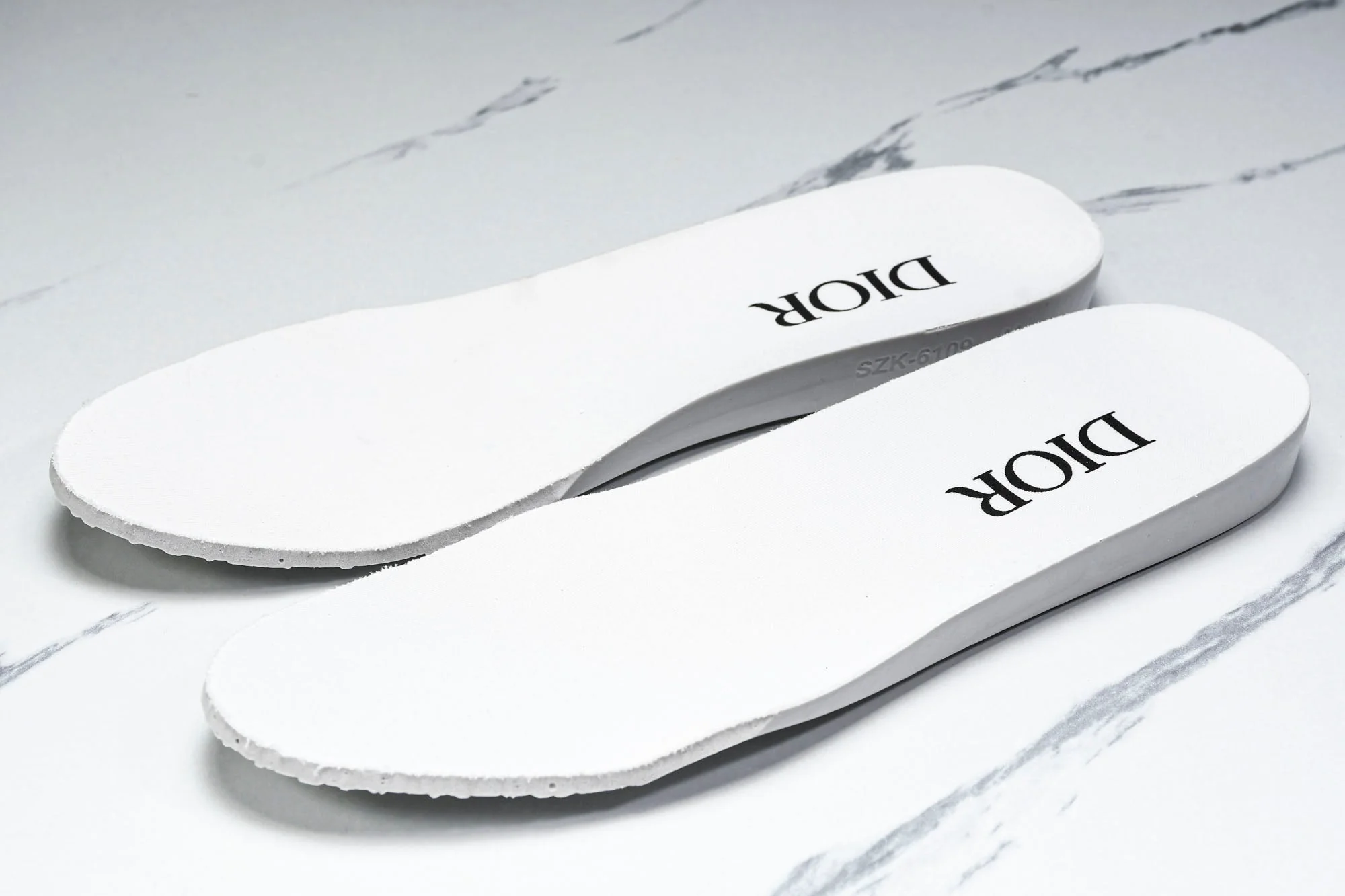 D1or B23 Low 'Oblique Black White'