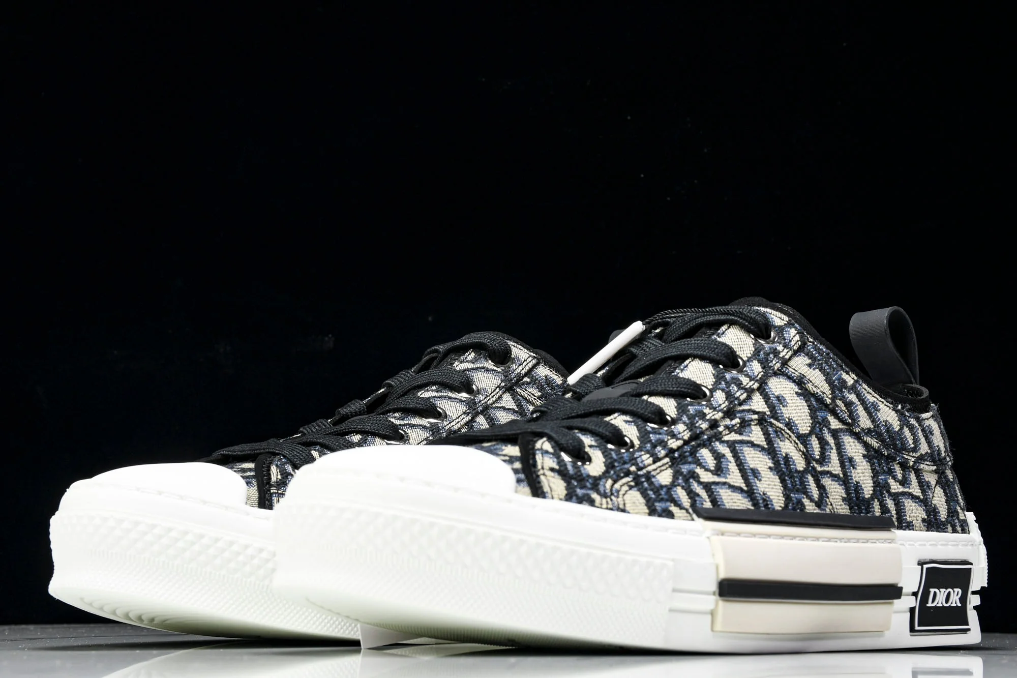 D1or B23 Low 'Oblique Jacquard'