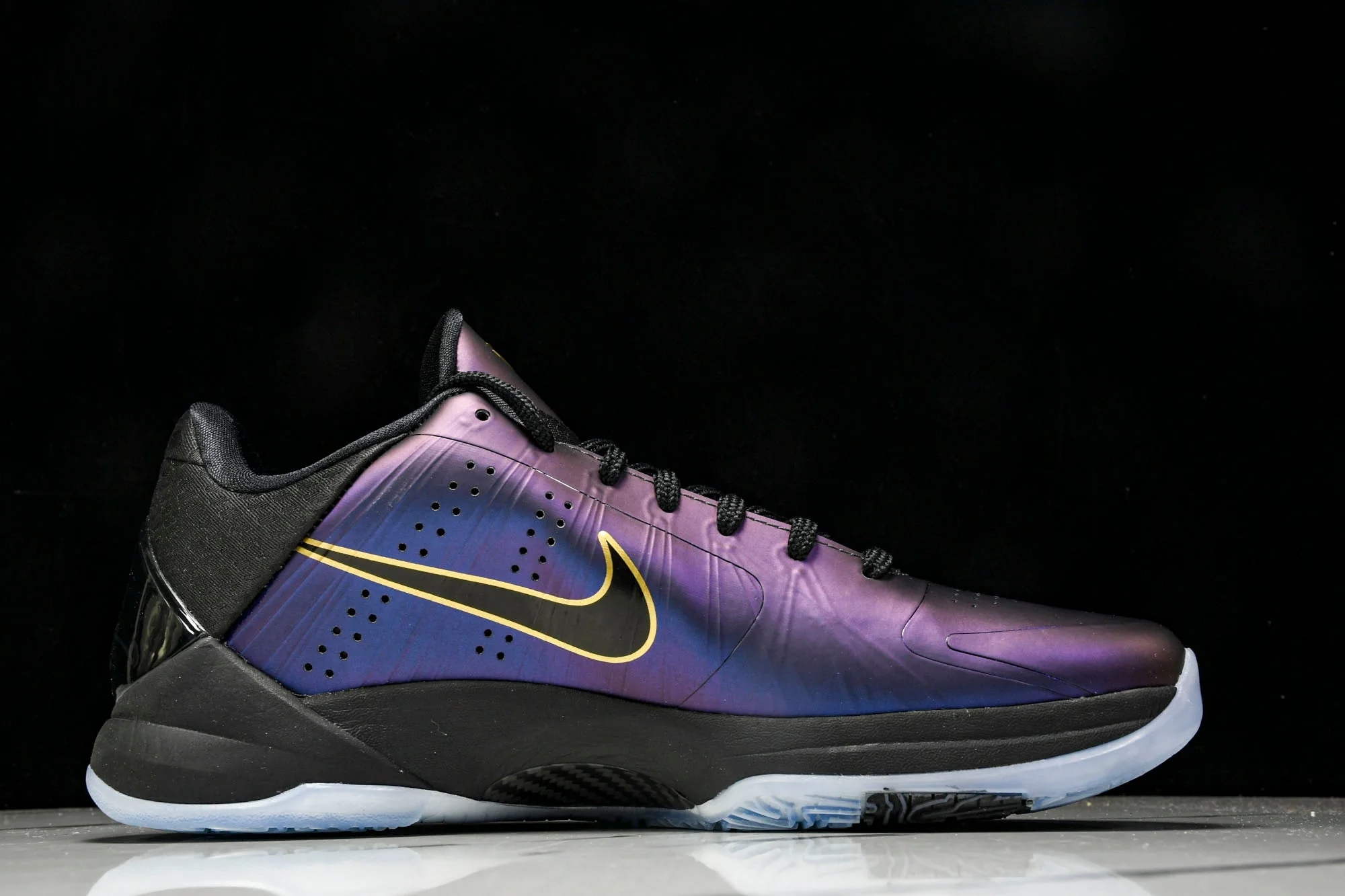 Kobe 5 Protro 'Year of the Mamba Eggplant'
