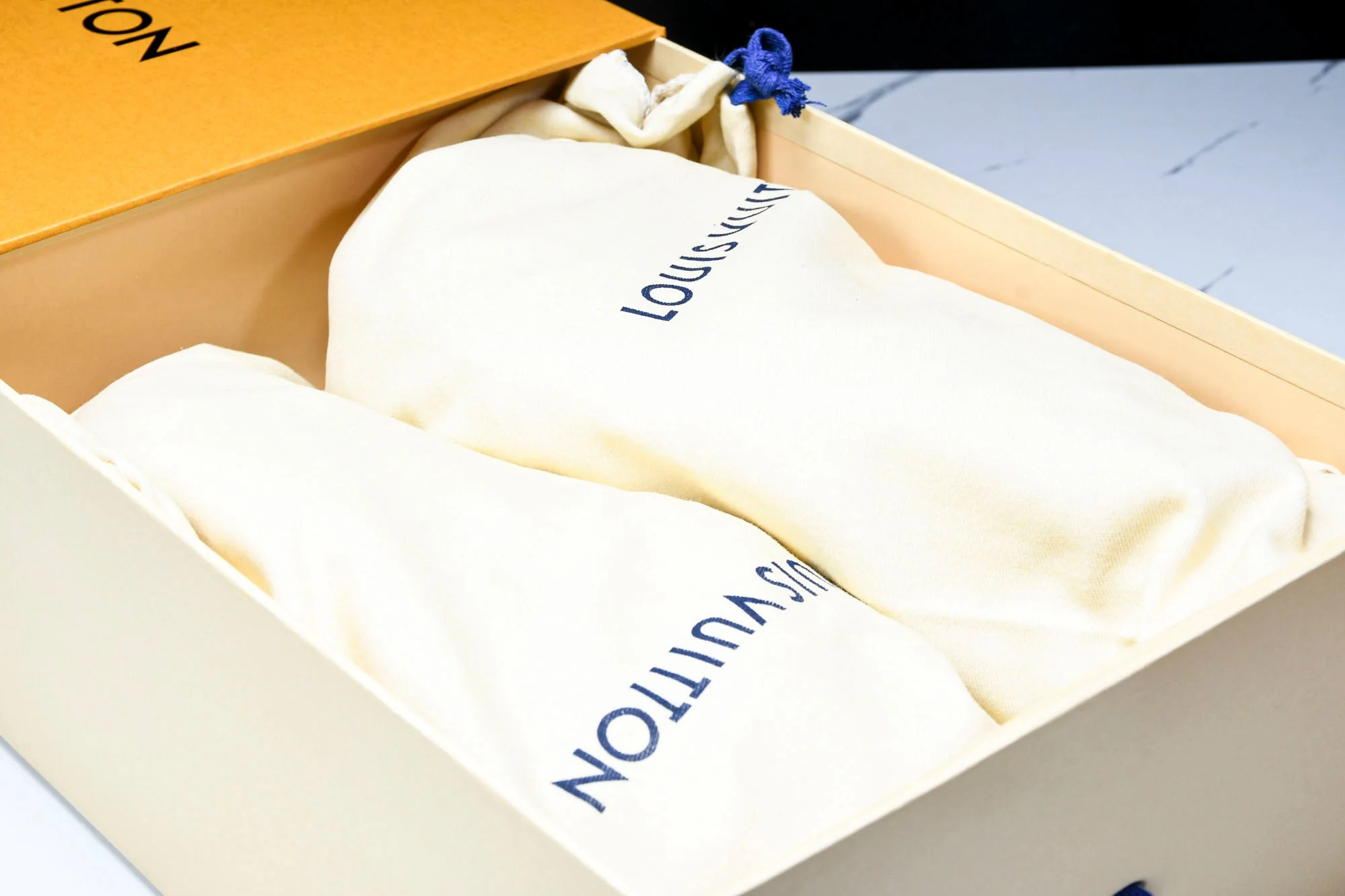 Louis Vuittоп Trainer Low 'Black White Orange Sole'