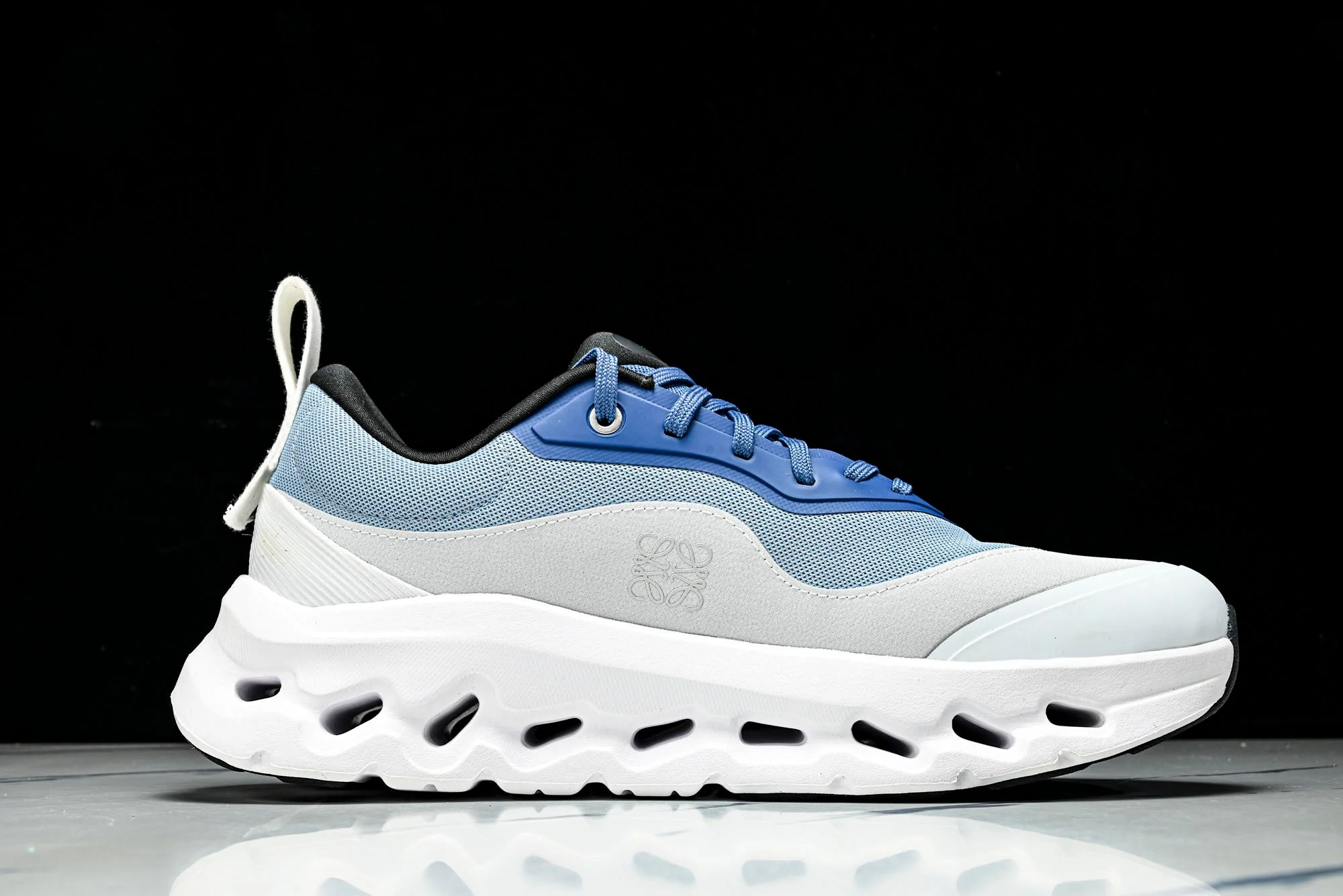 LOEWE × ON Cloudtilt 2.0 'Blue White'